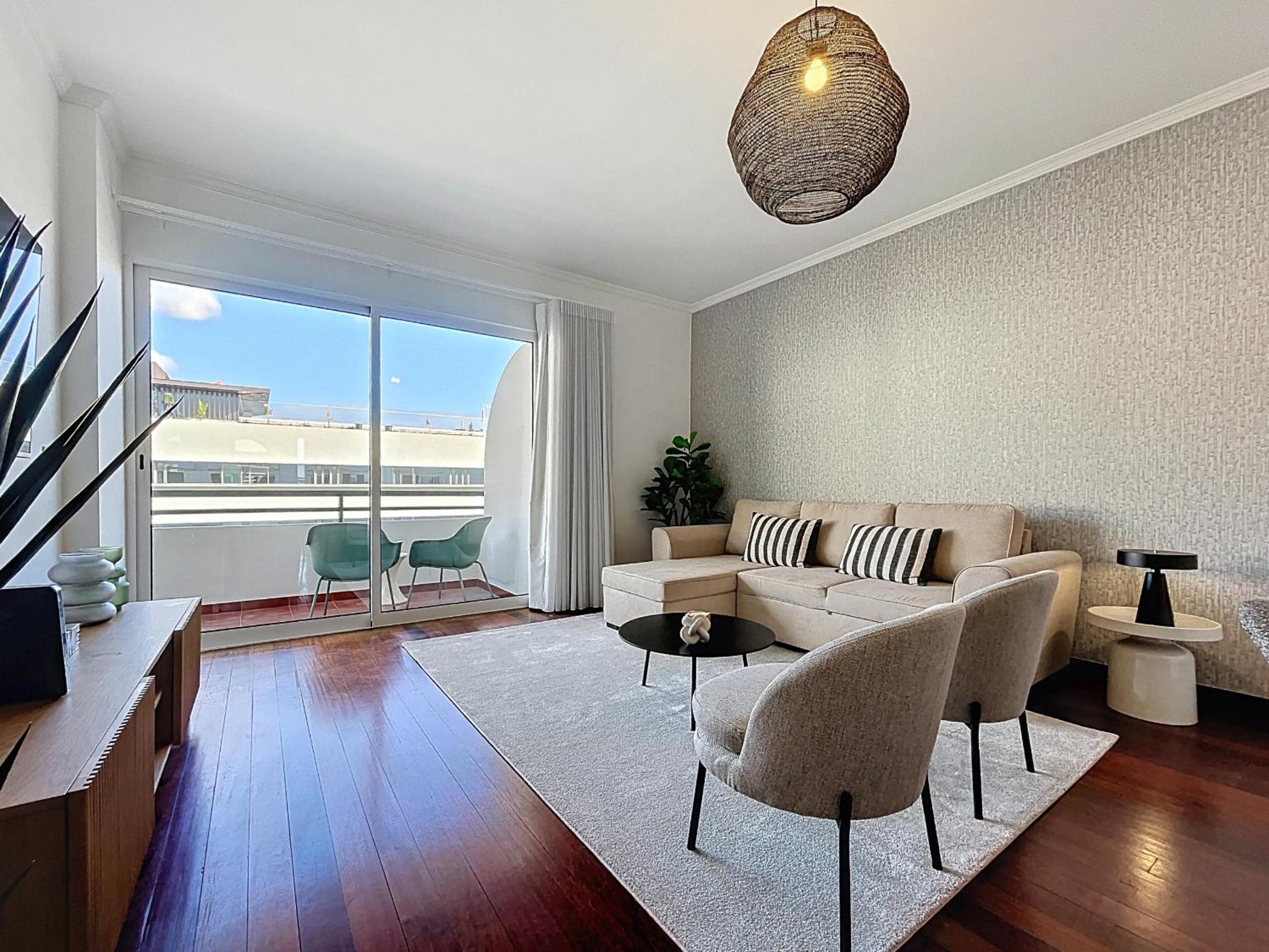 Lido Vista Apartment by Atlantic Holiday