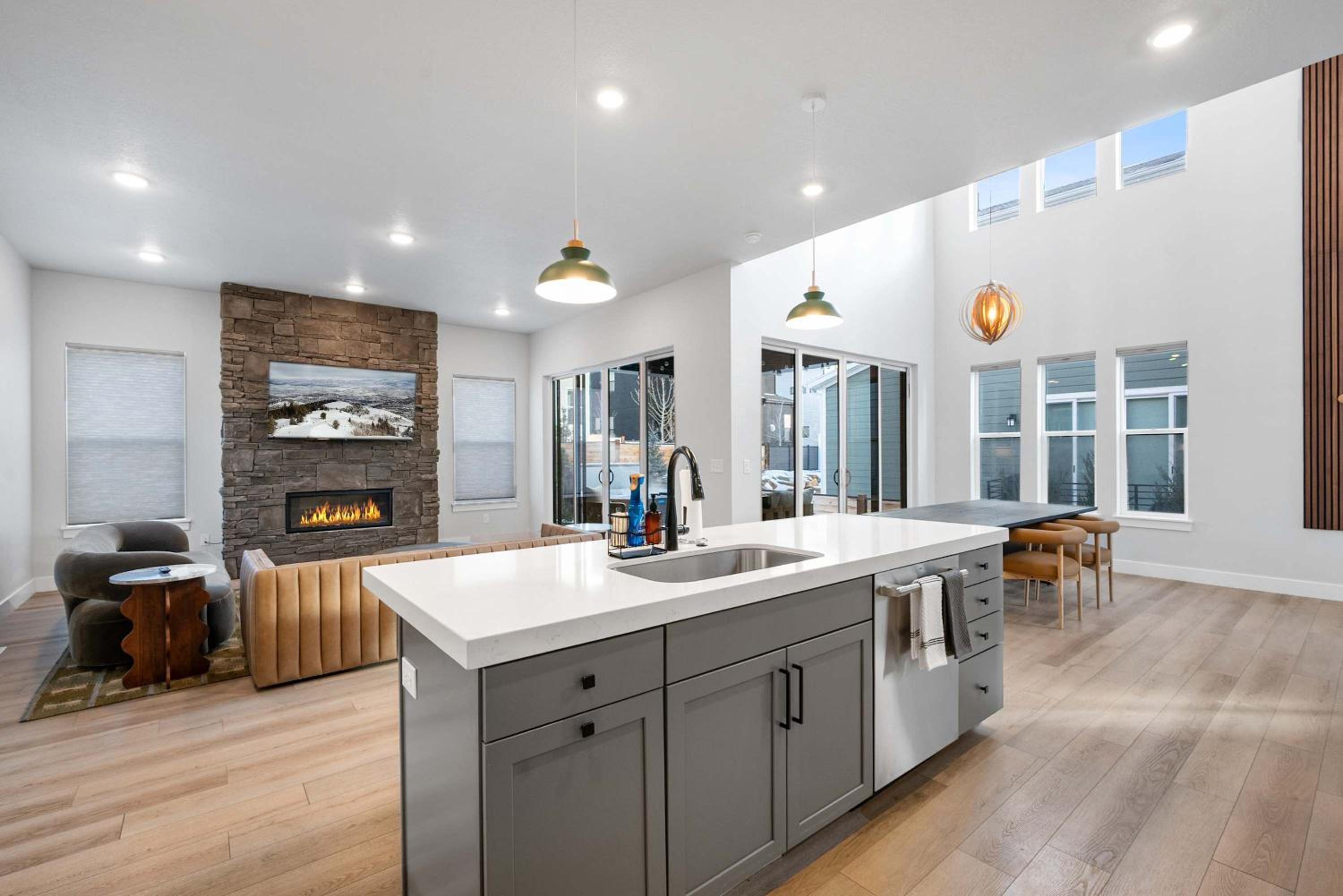 Ski Chalet Chic Retreat with Hot Tub