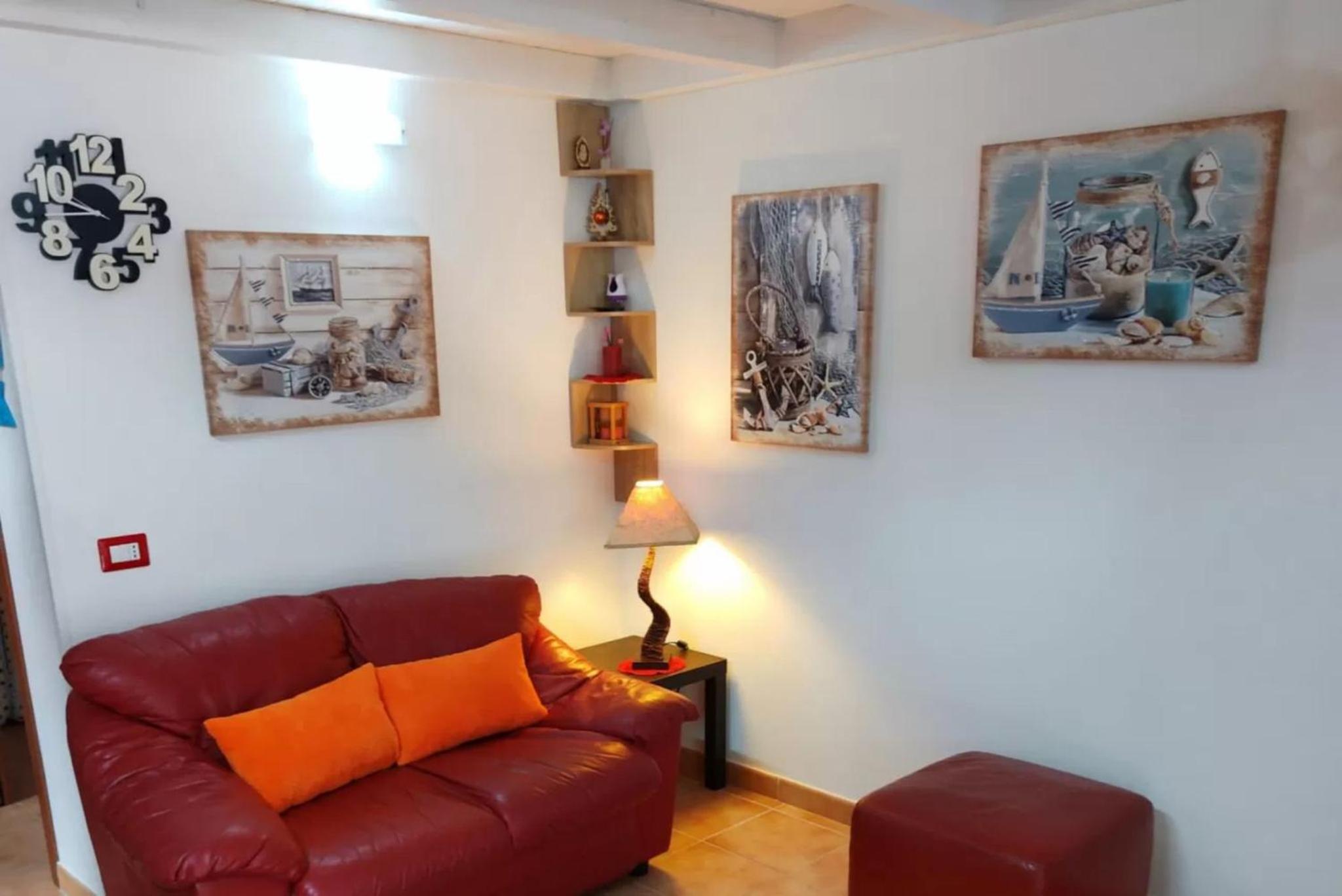 Comfy Sardinian retreat with pool access