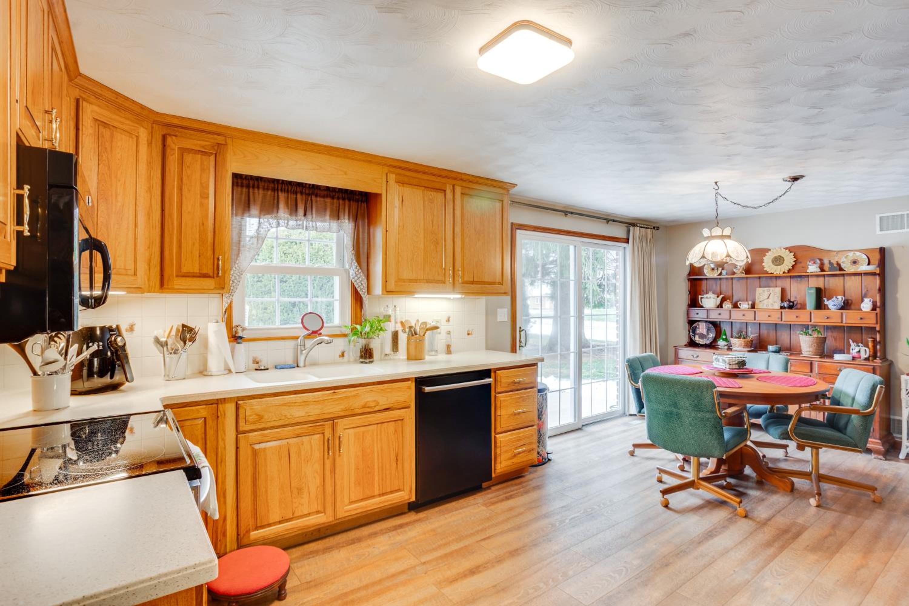 Three Pines Family Retreat Home in Carlisle