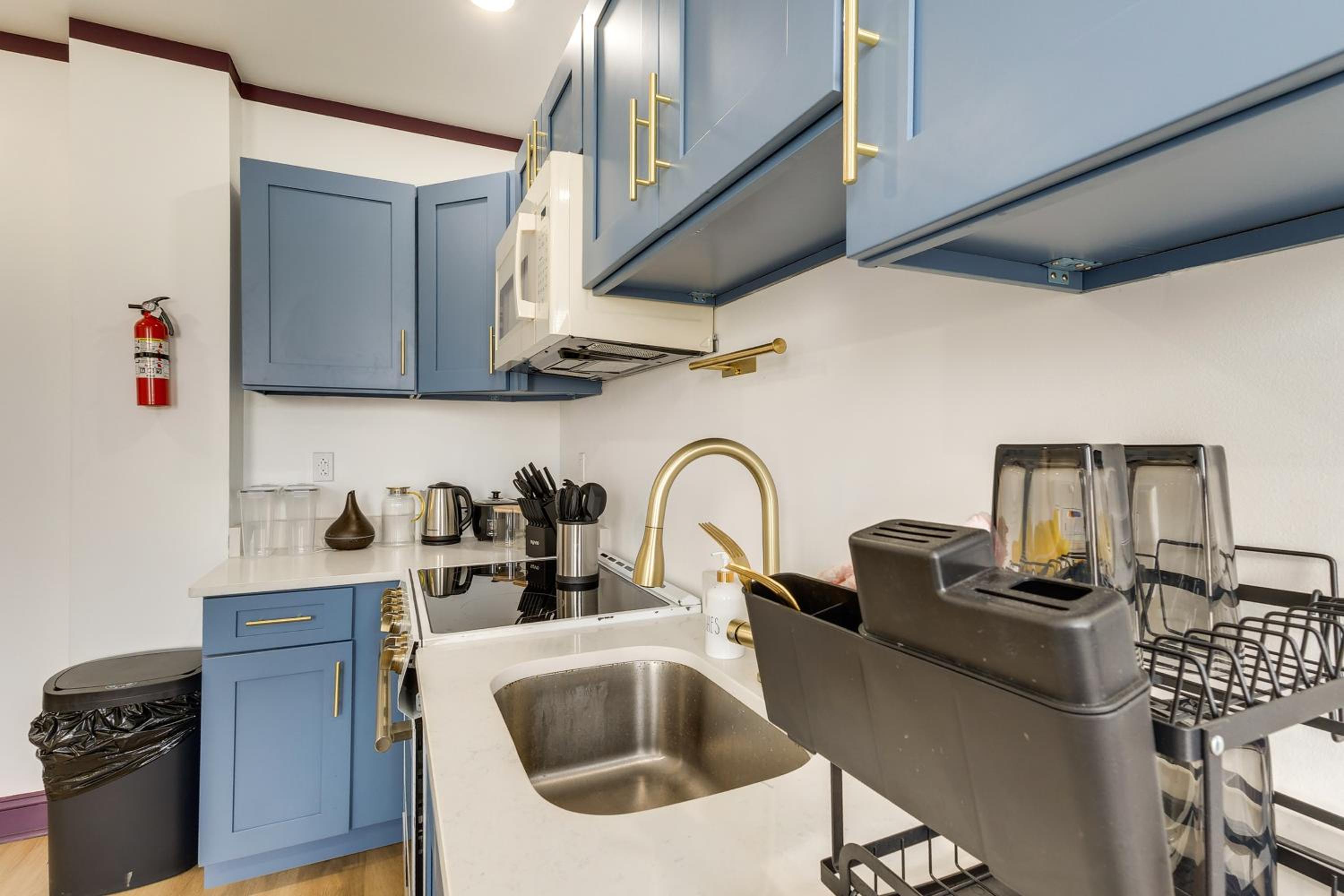 7 Mi to World Cup Matches! Charming Philly Apt