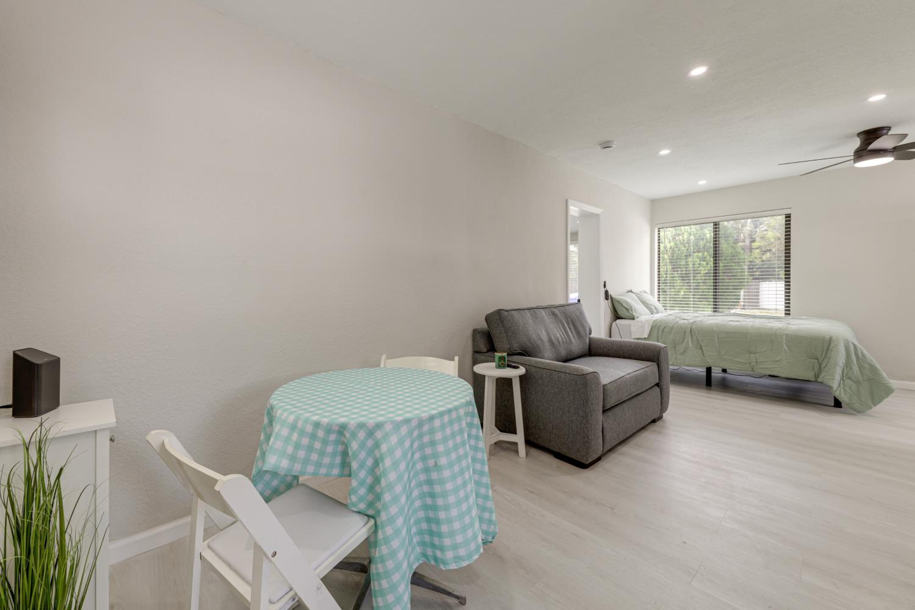 Flexible Family Living! Modern Pompano Beach Home