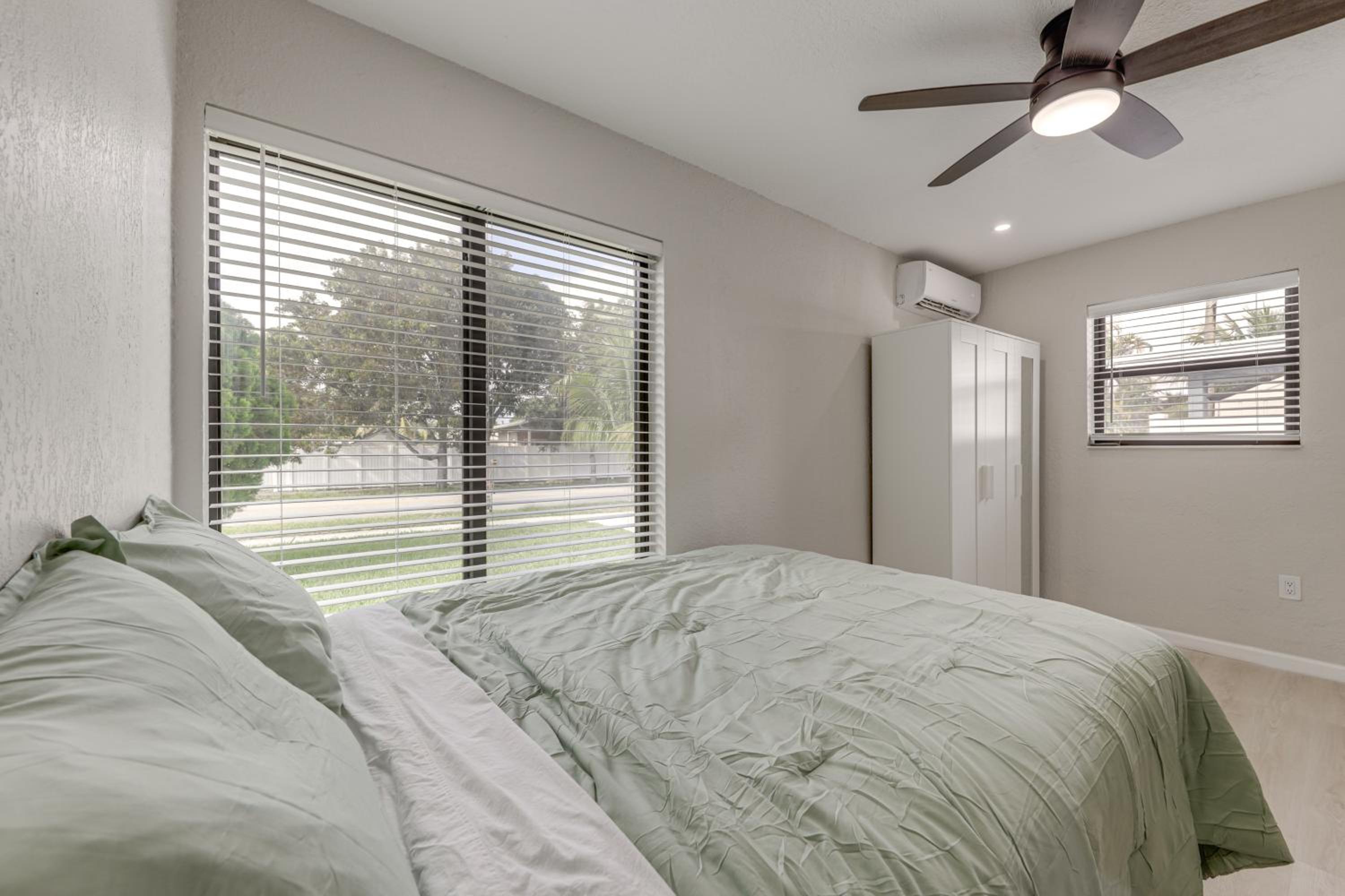 Flexible Family Living! Modern Pompano Beach Home