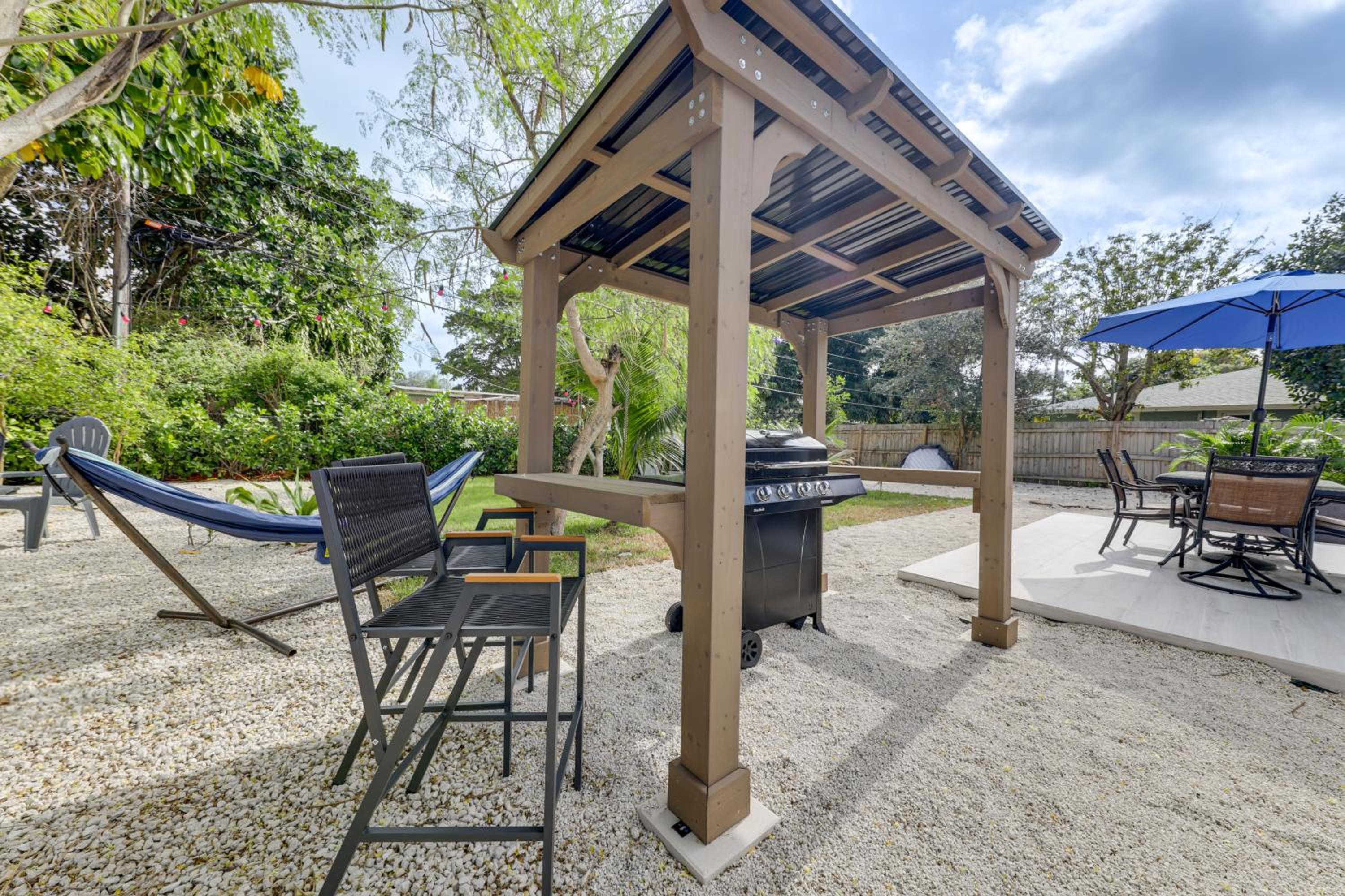 Flexible Family Living! Modern Pompano Beach Home