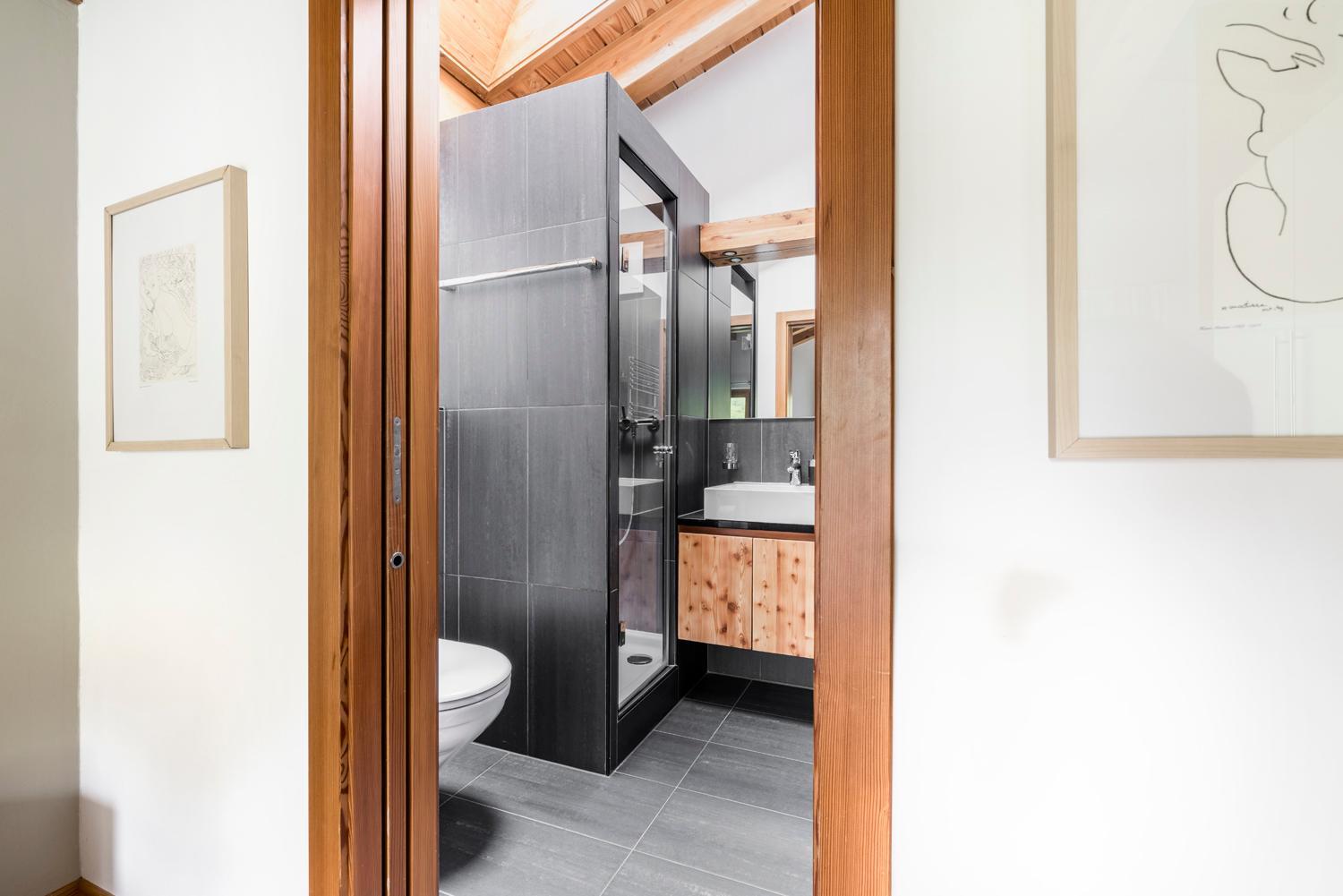 Ari Resort Apartments
