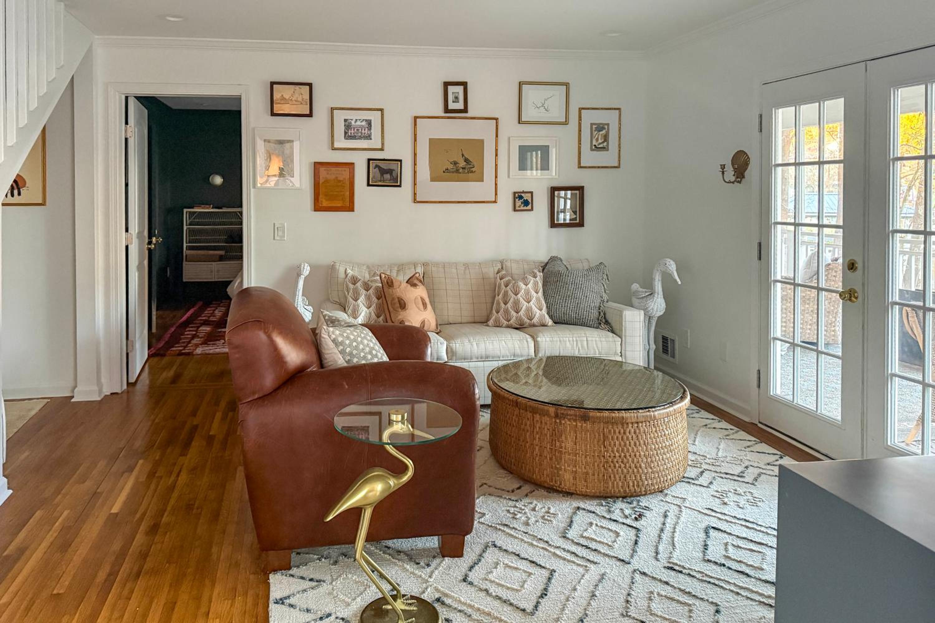 Quiet and Stylish Waterfront Gem with Dock in Eatonton