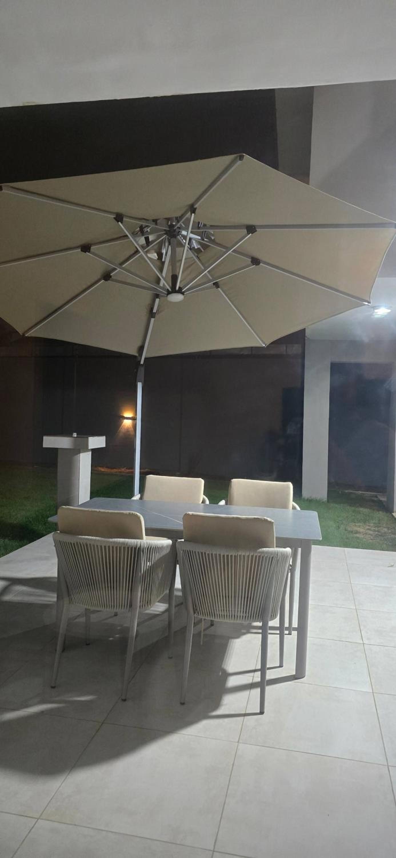 The Oasis Airport pick up WiFi Central