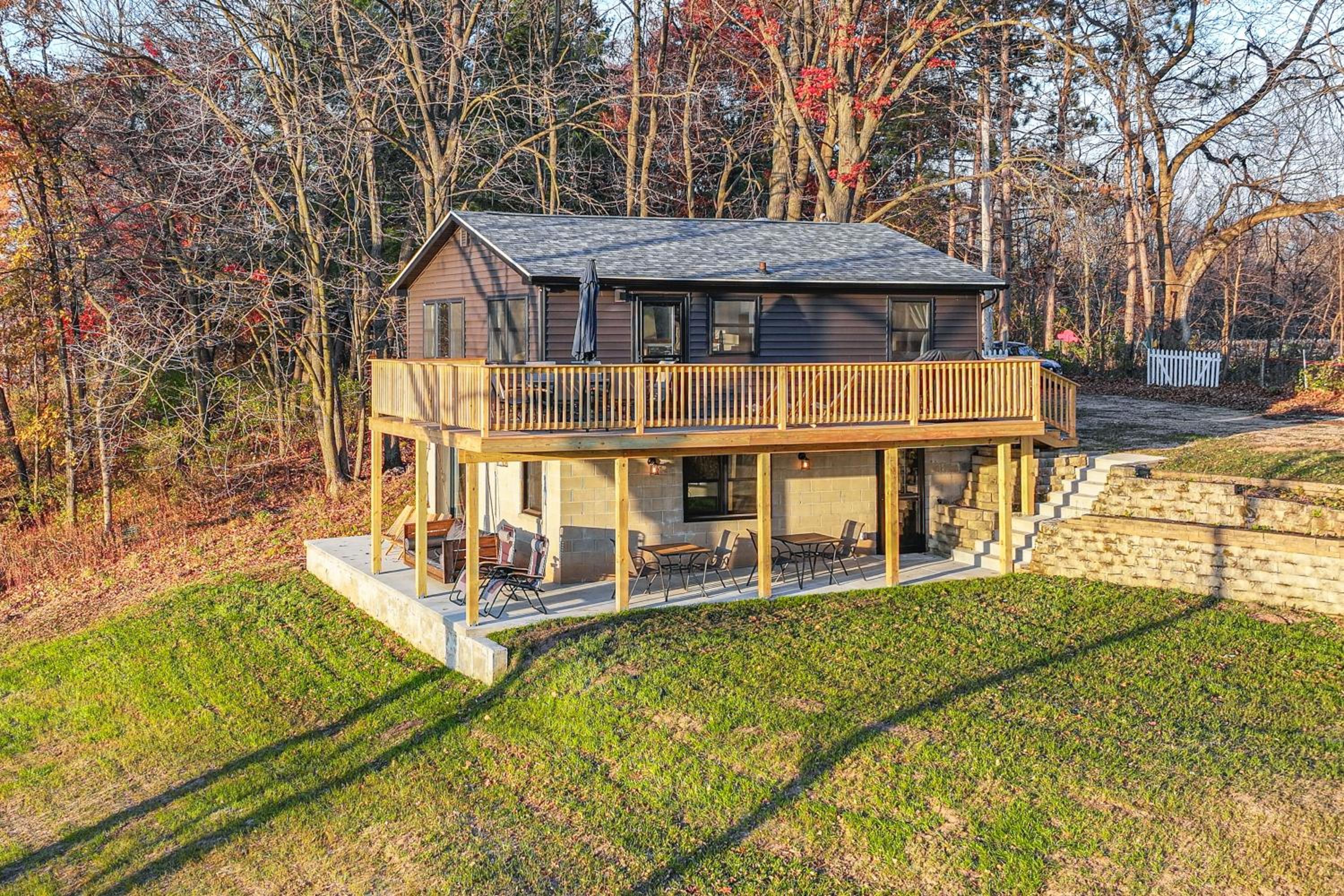 Riverfront Reset! Dells Cabin with Kayaks and Deck