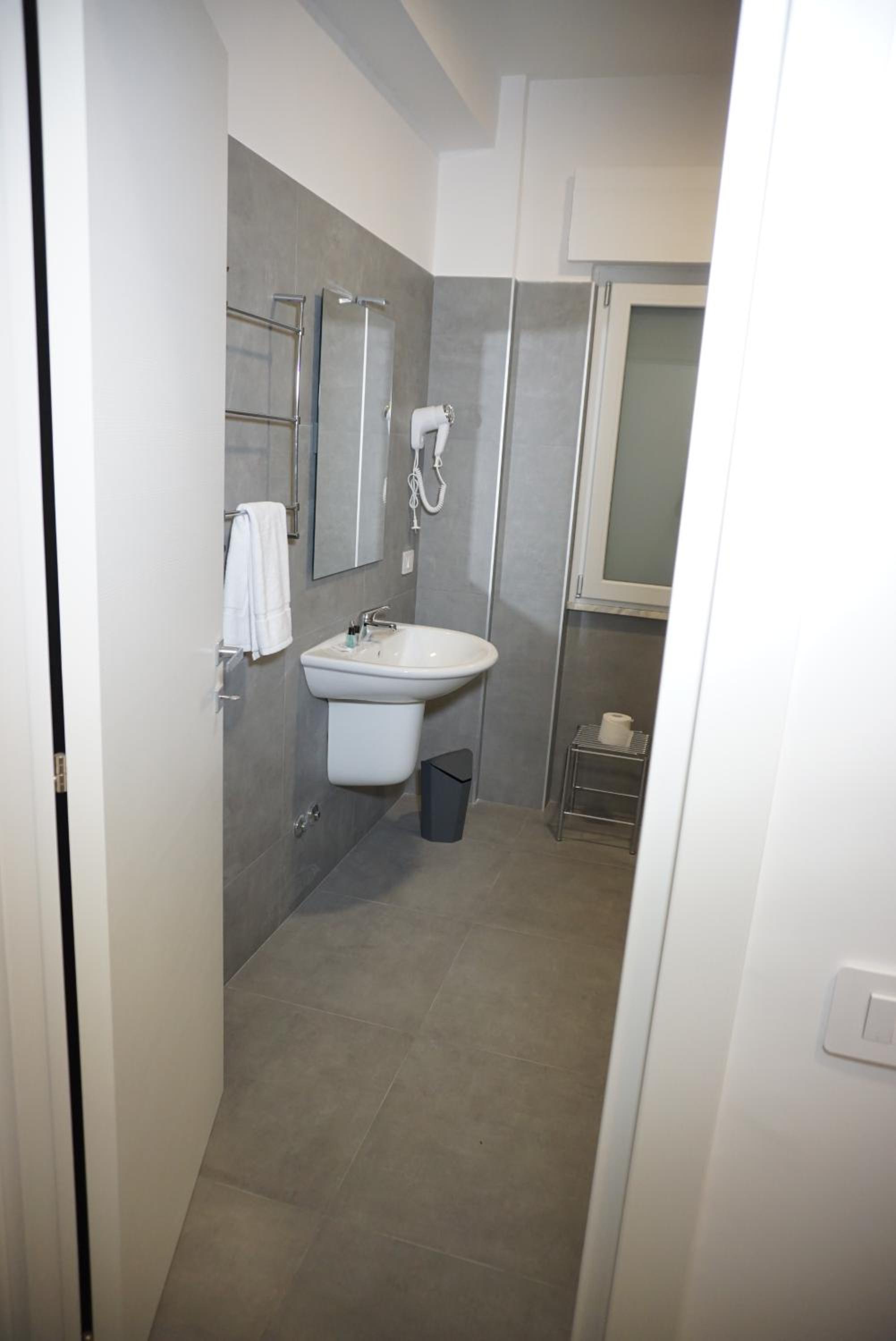 Farina rooms and apartments