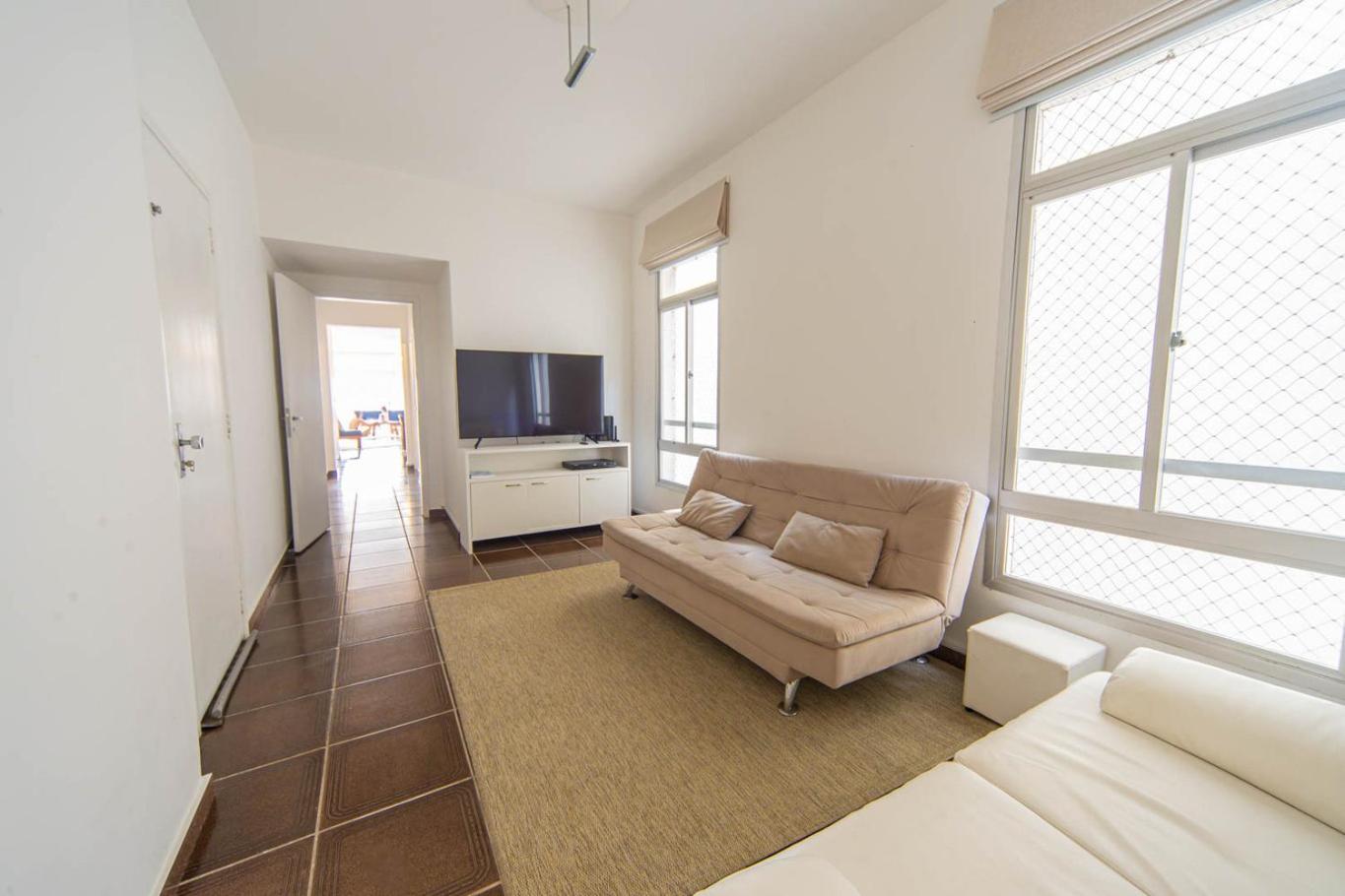 Apto Pet Friendly Beira Mar com Vista e Garagem