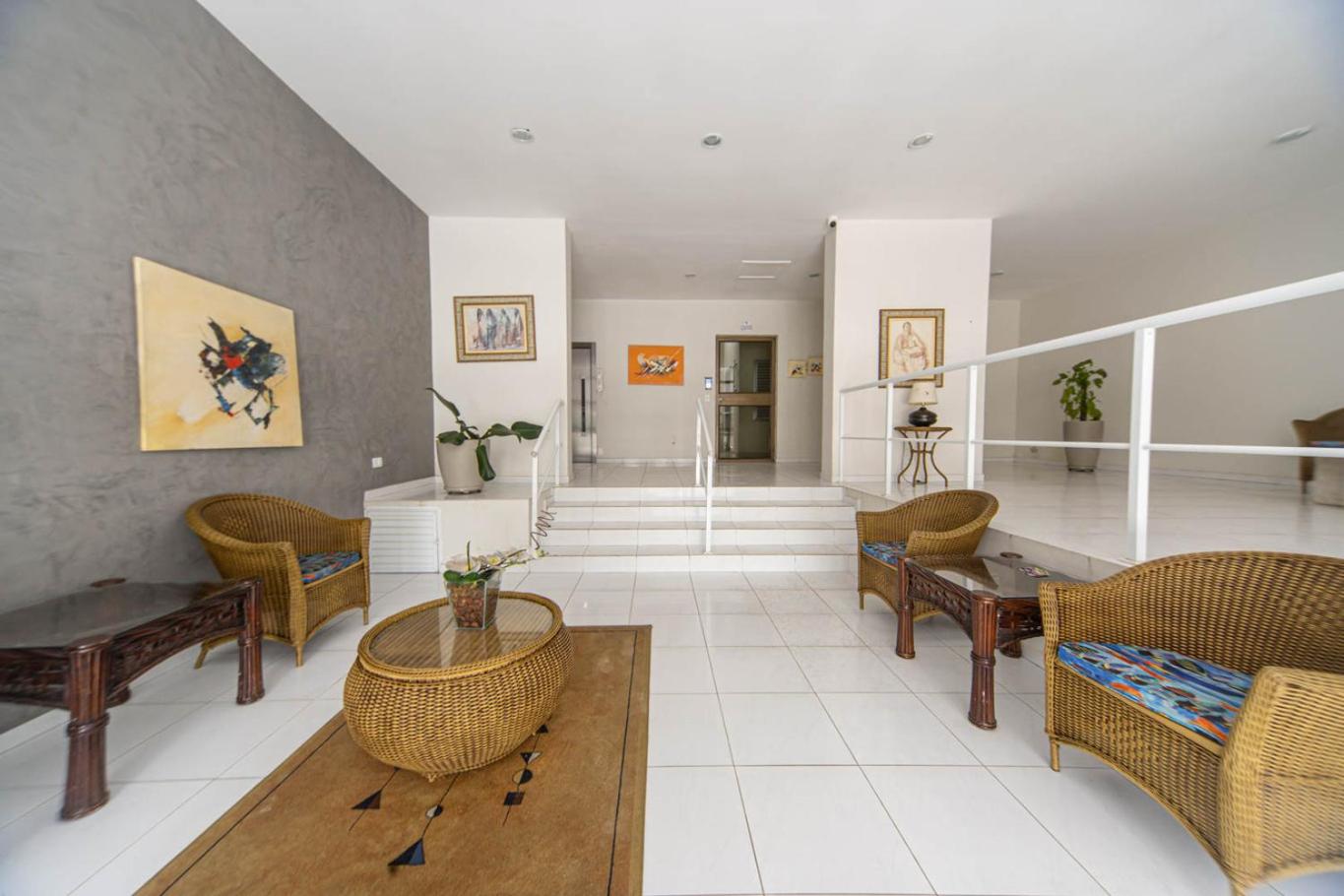 Apto Pet Friendly Beira Mar com Vista e Garagem