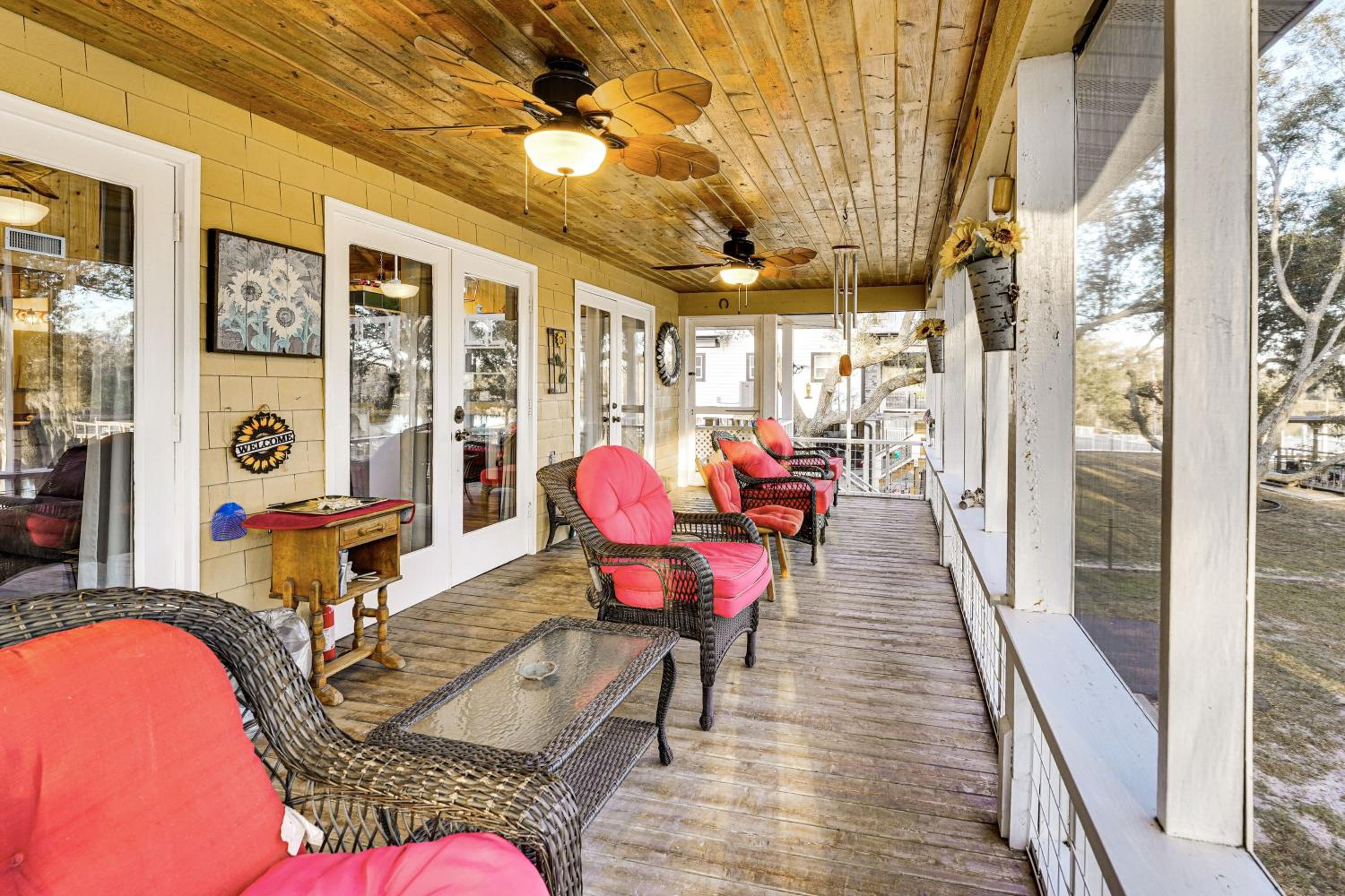 Dog-Friendly Home with Dock on Suwannee River!