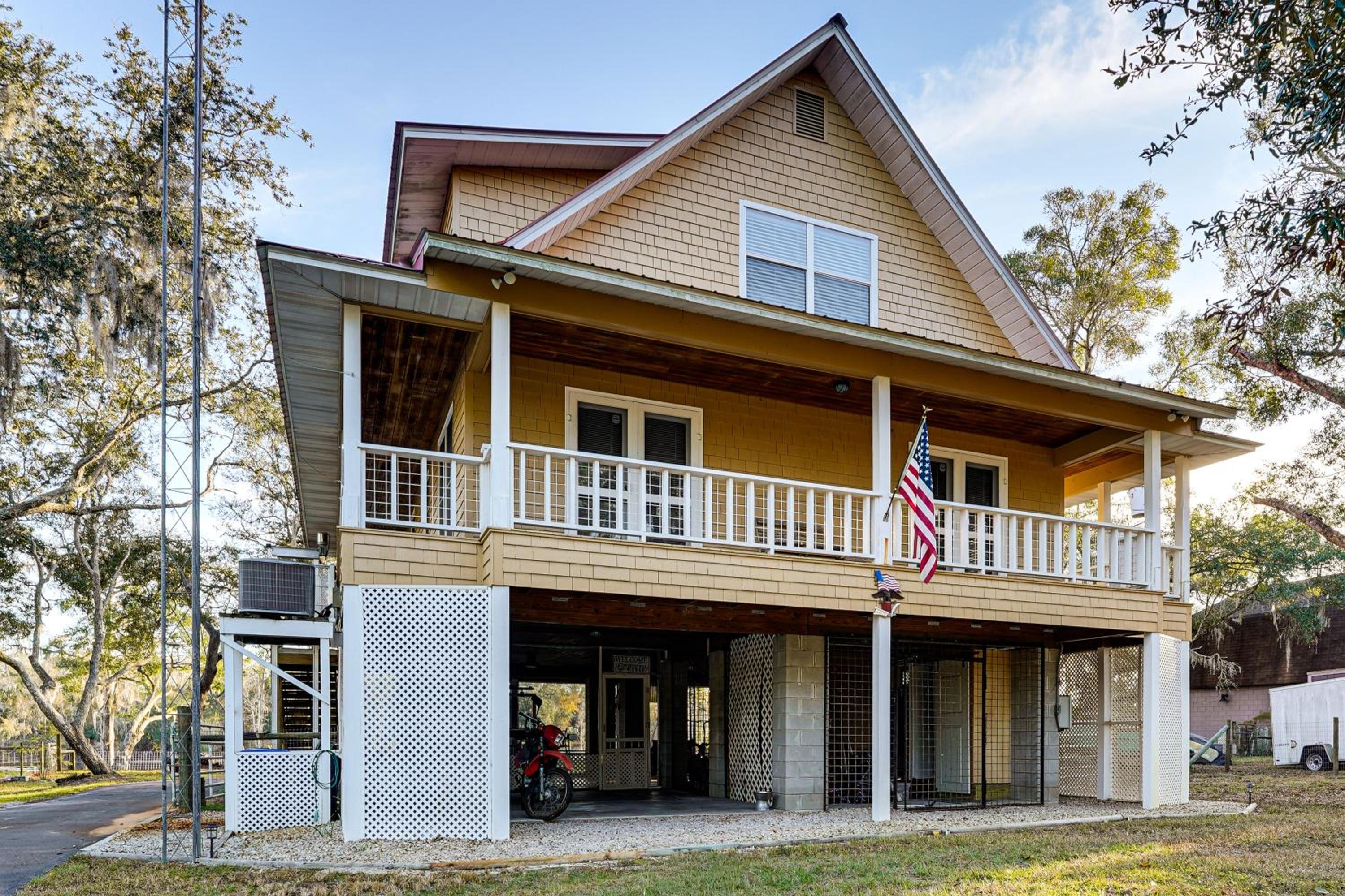 Dog-Friendly Home with Dock on Suwannee River!