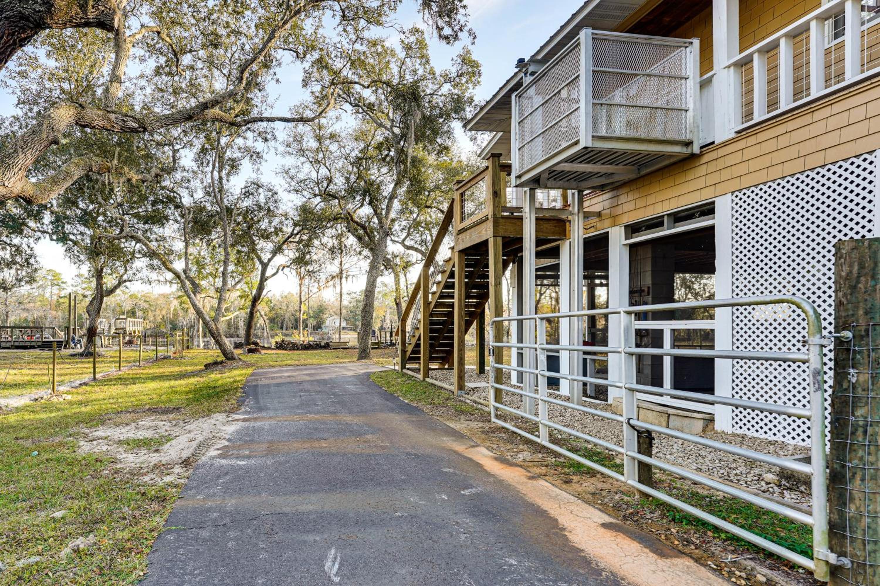 Dog-Friendly Home with Dock on Suwannee River!