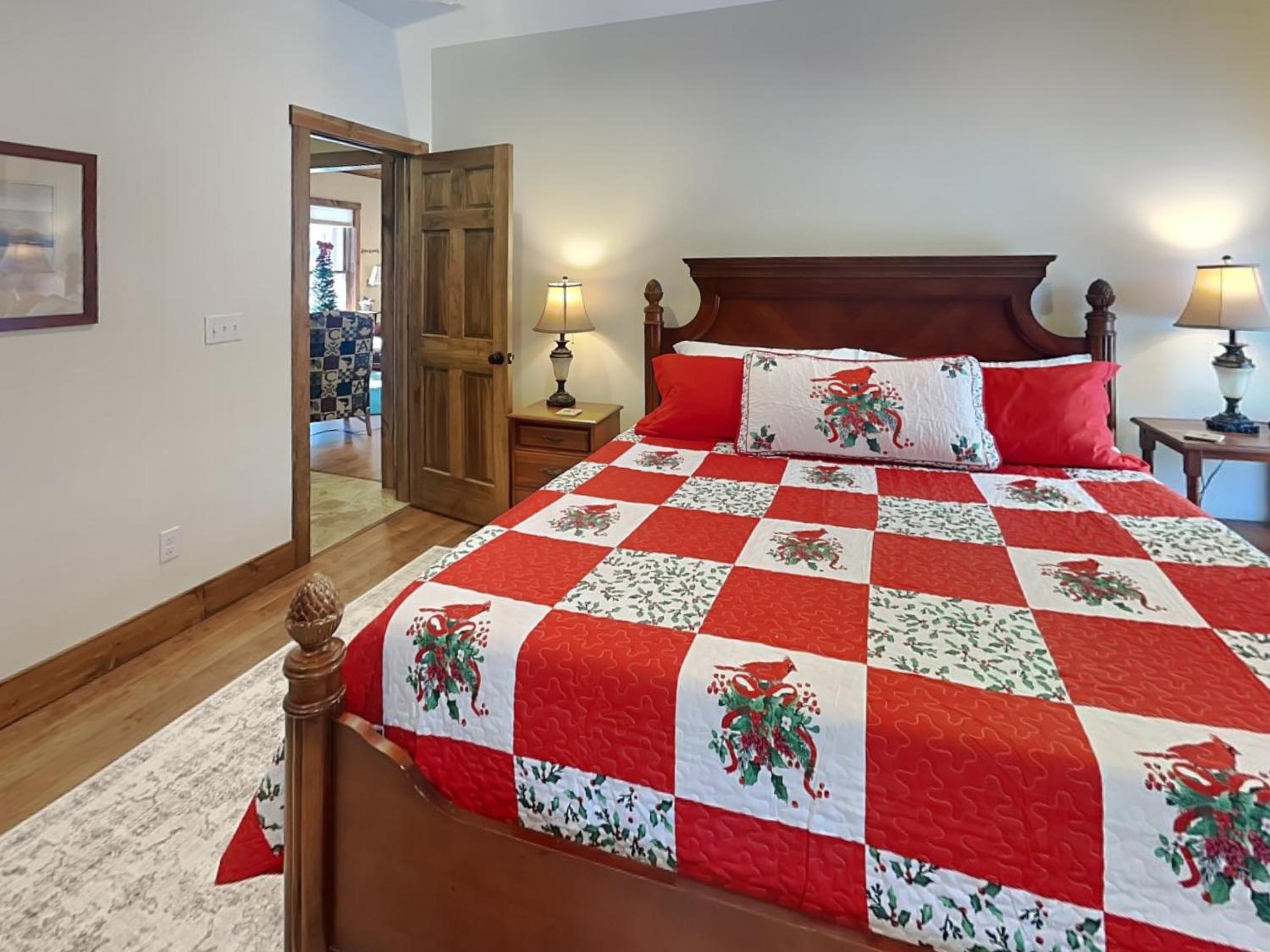 Buzzy Bee Lodge