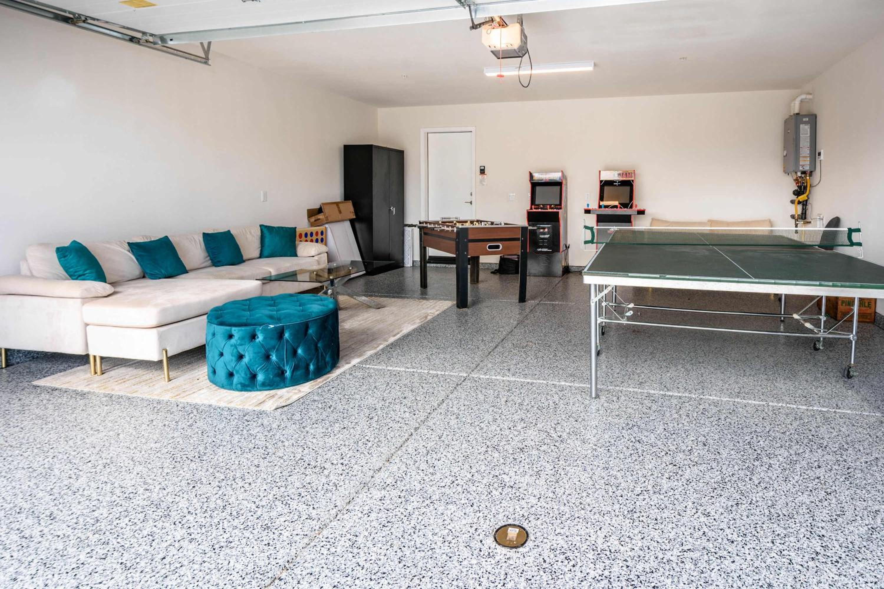 Marbella Lane - Desert Dream PoolSpa & Games