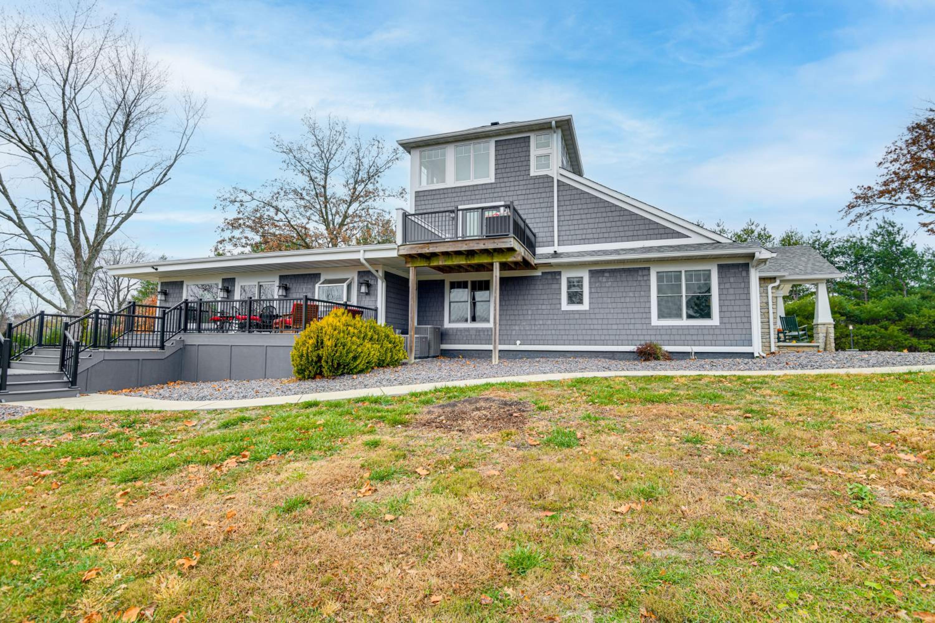 Great for Groups Home 3 Mi to Dtwn Springfield!