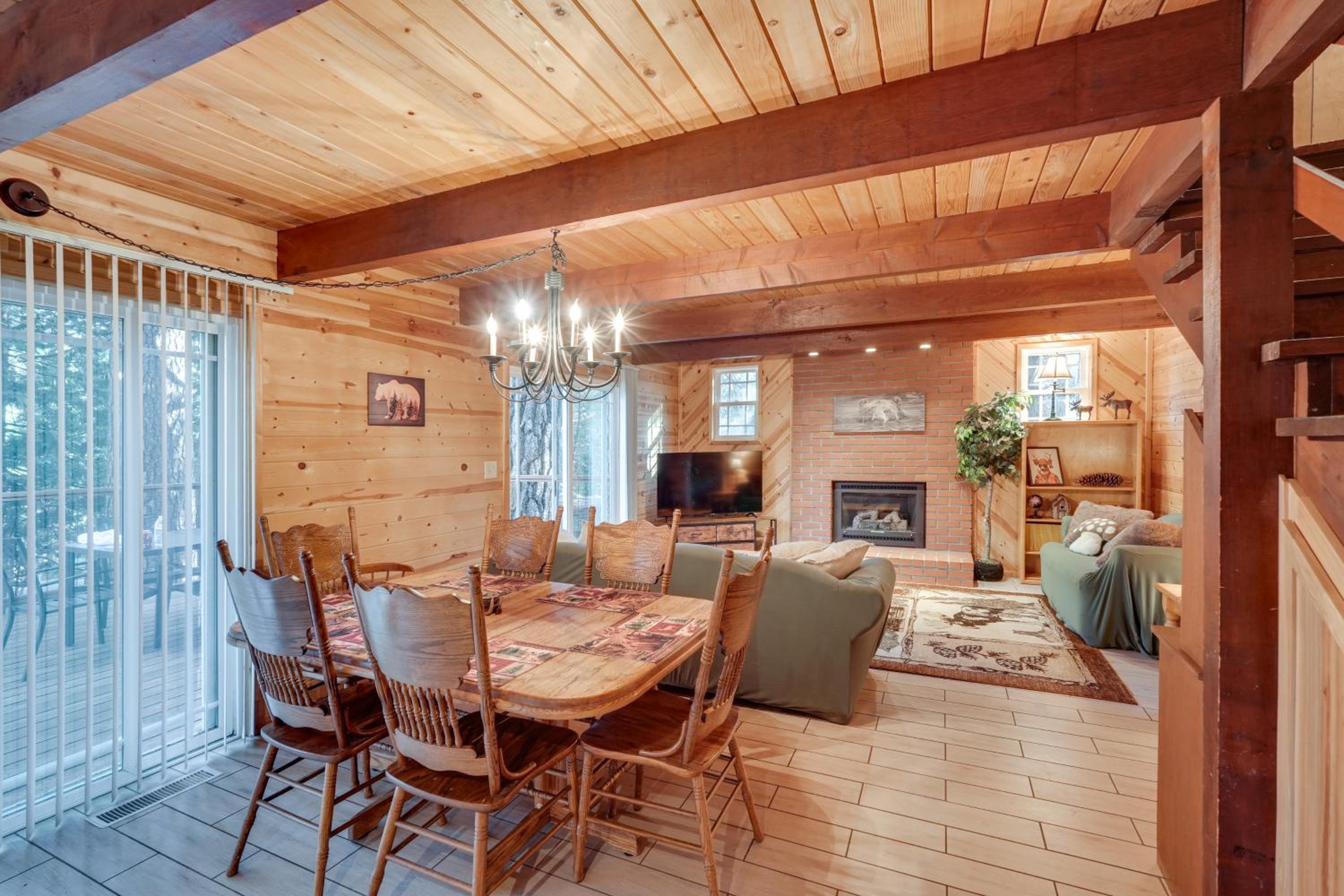 3 Mi to Calaveras Big Trees Group-Ready Mtn Cabin