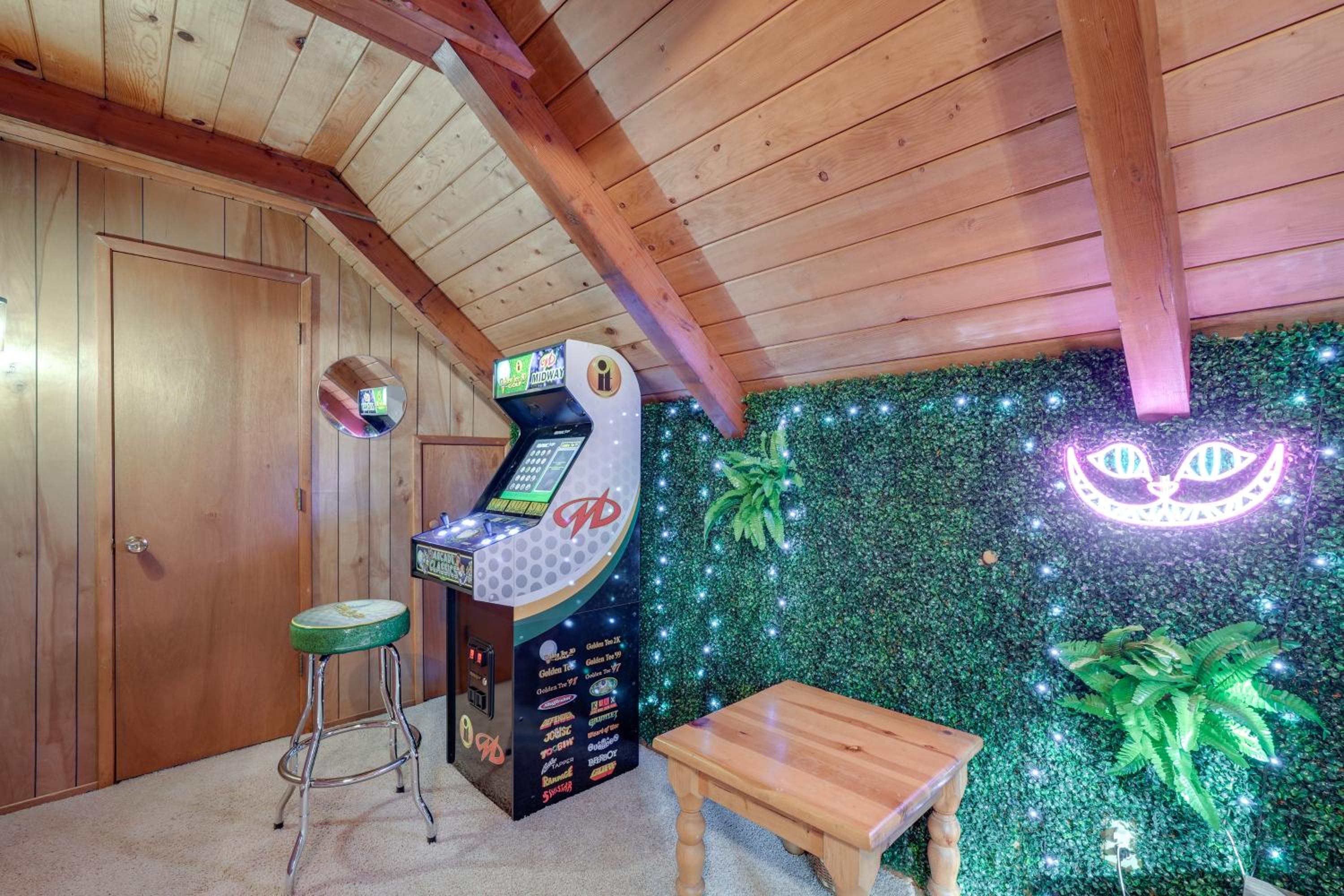 3 Mi to Calaveras Big Trees Group-Ready Mtn Cabin