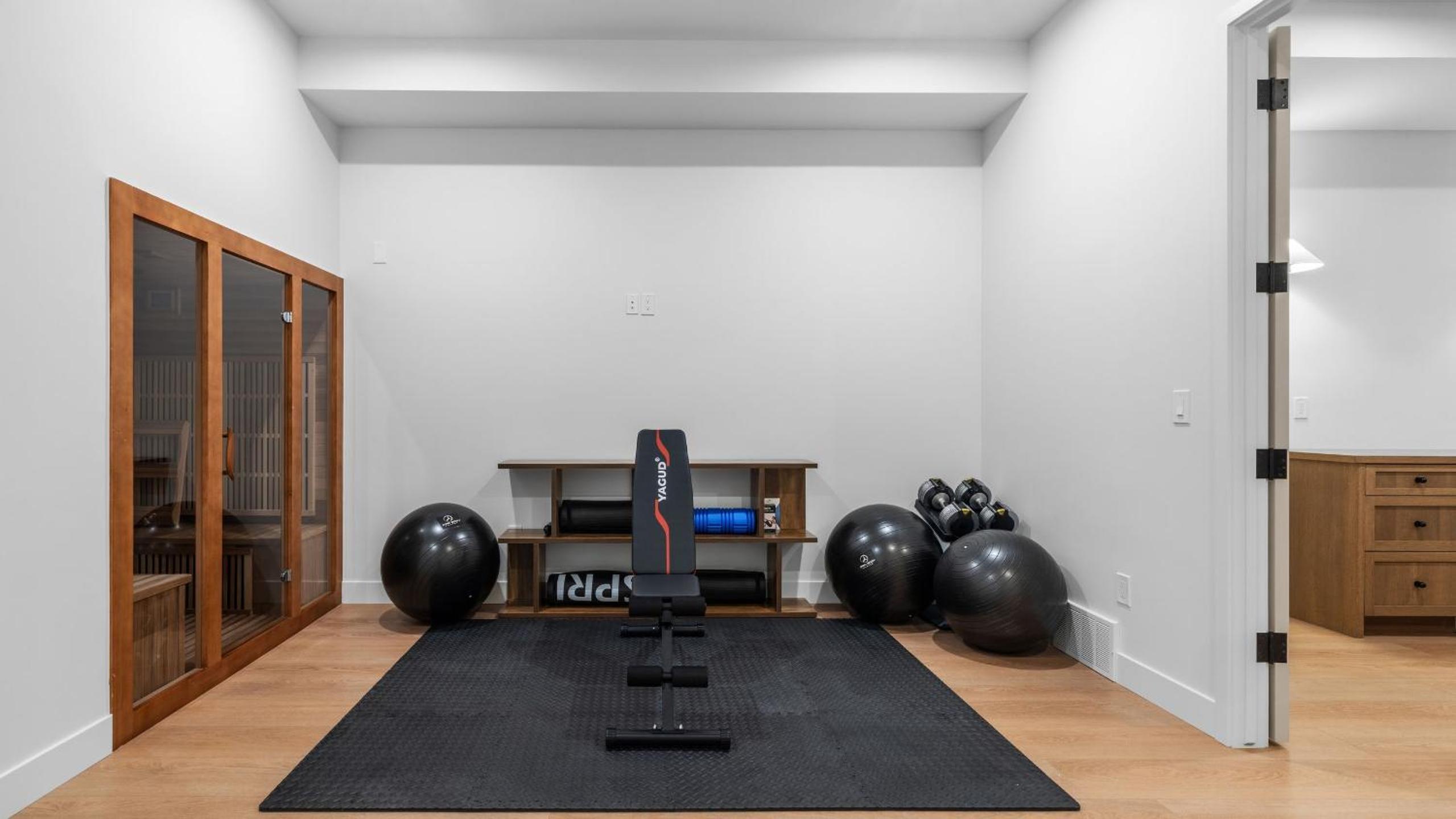 2 Min to Jordanelle Gondola • Hot Tub • Spa Suite • Movie Room Mountain Views Skyridge Summit by AvantStay