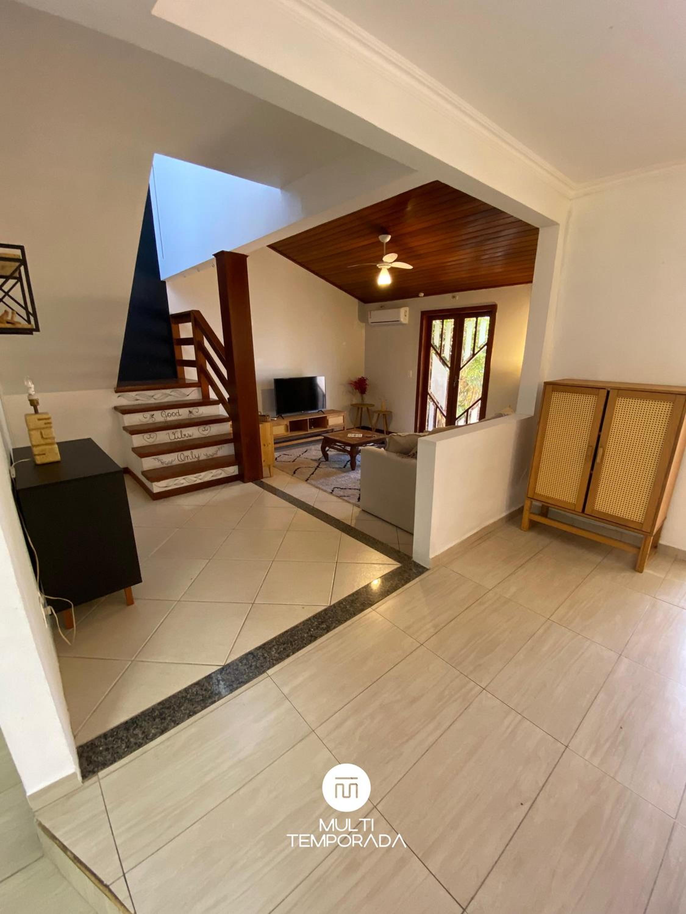 Casa 5 Ruas com Hidro - Rio Tavares Florianópolis