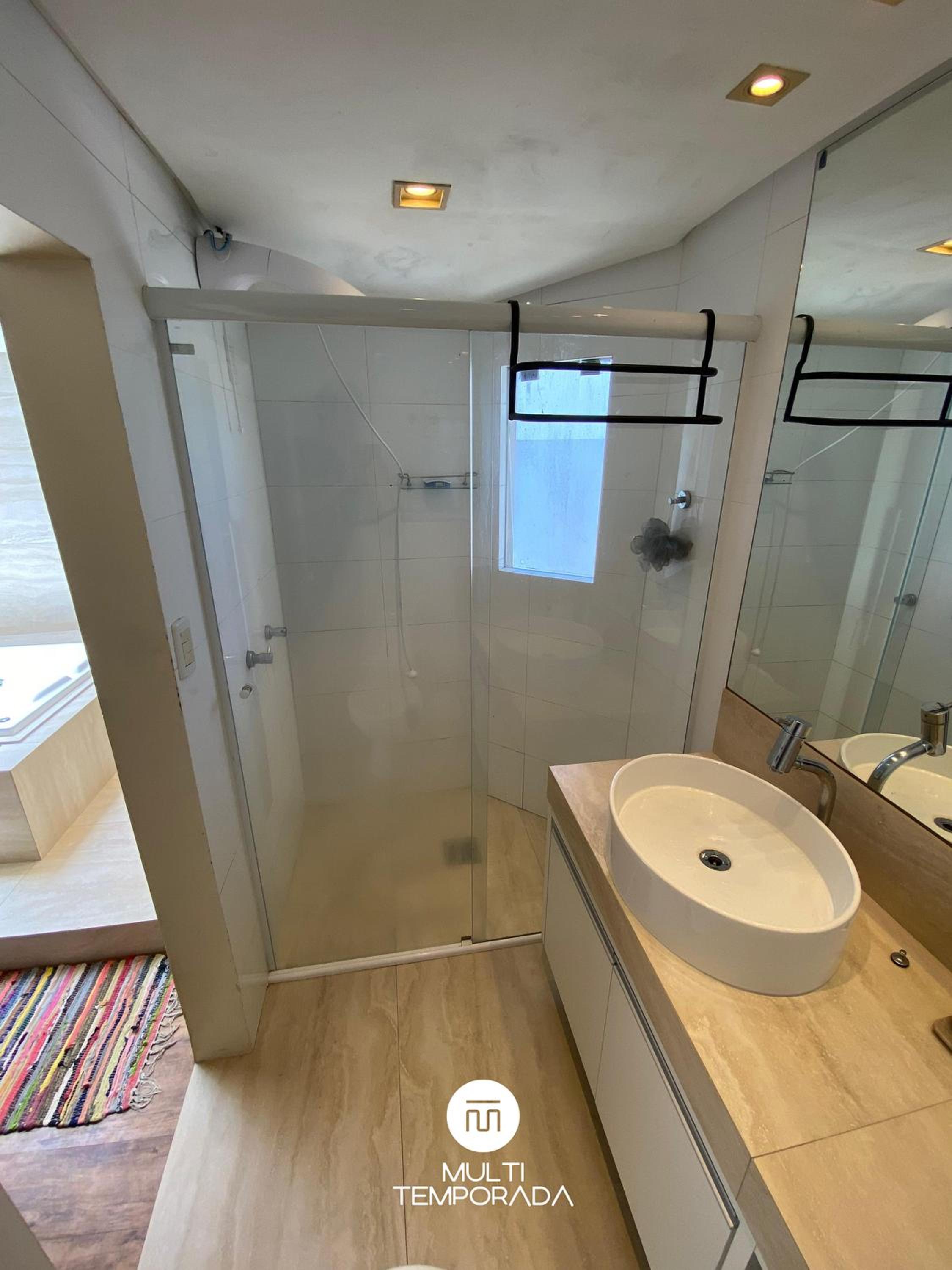 Casa 5 Ruas com Hidro - Rio Tavares Florianópolis