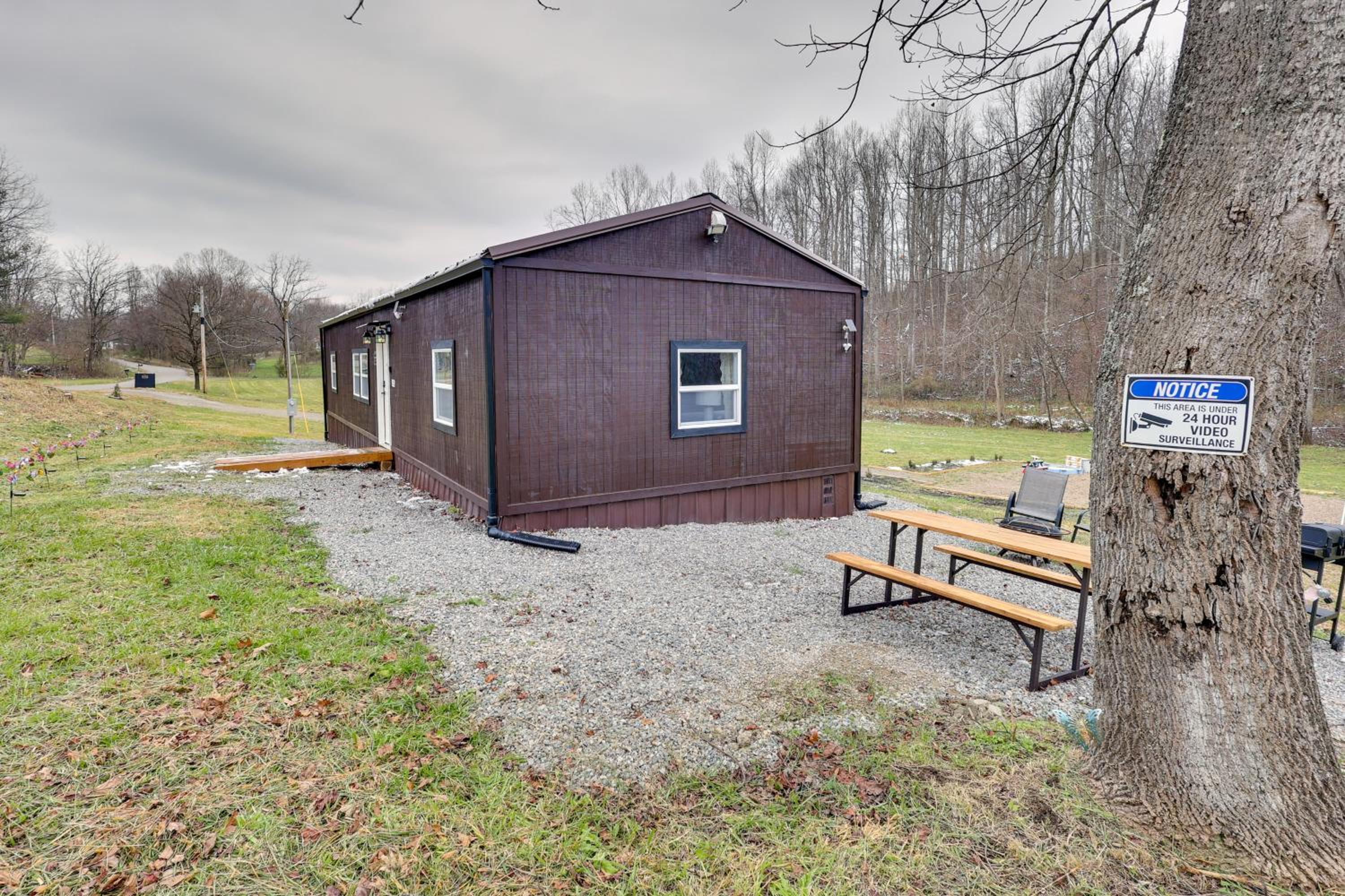 Hike, Fish and Hunt Serene Patriot Cabin!