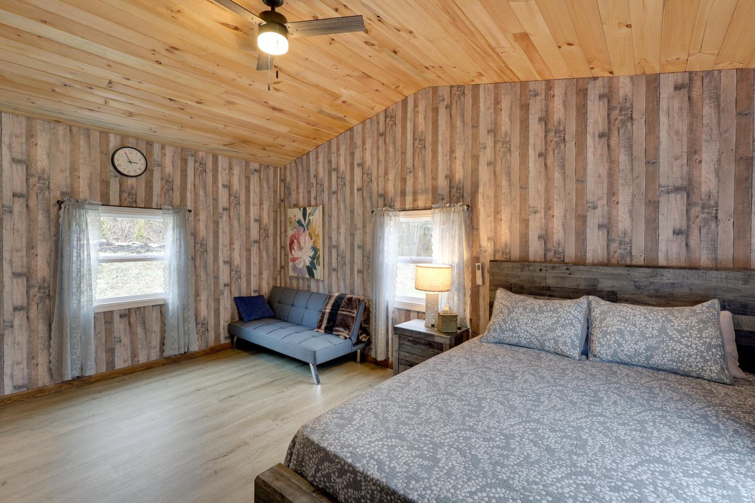 Hike, Fish and Hunt Serene Patriot Cabin!