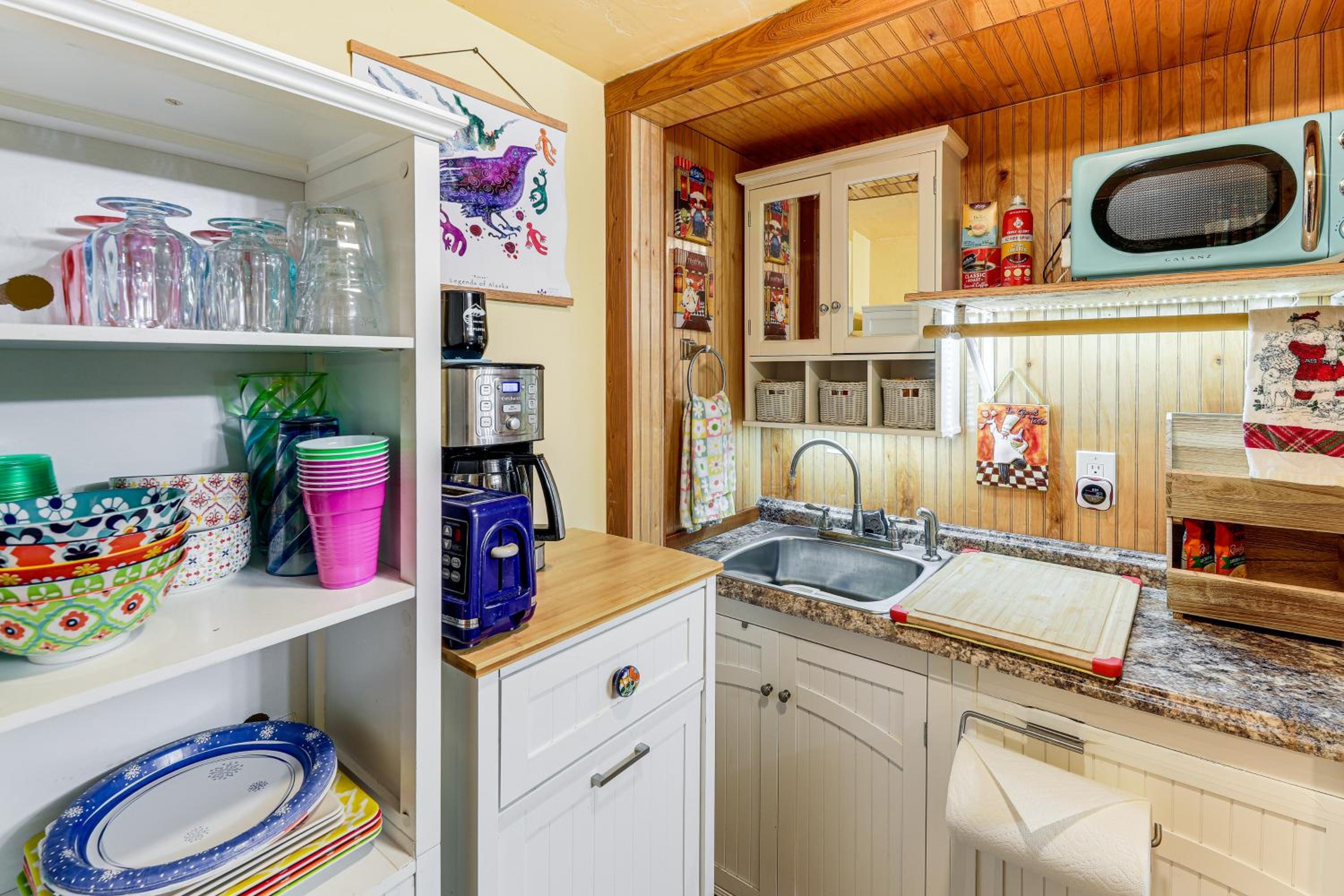 Secluded Mtn Retreat with Resort Perks in Whitefish!
