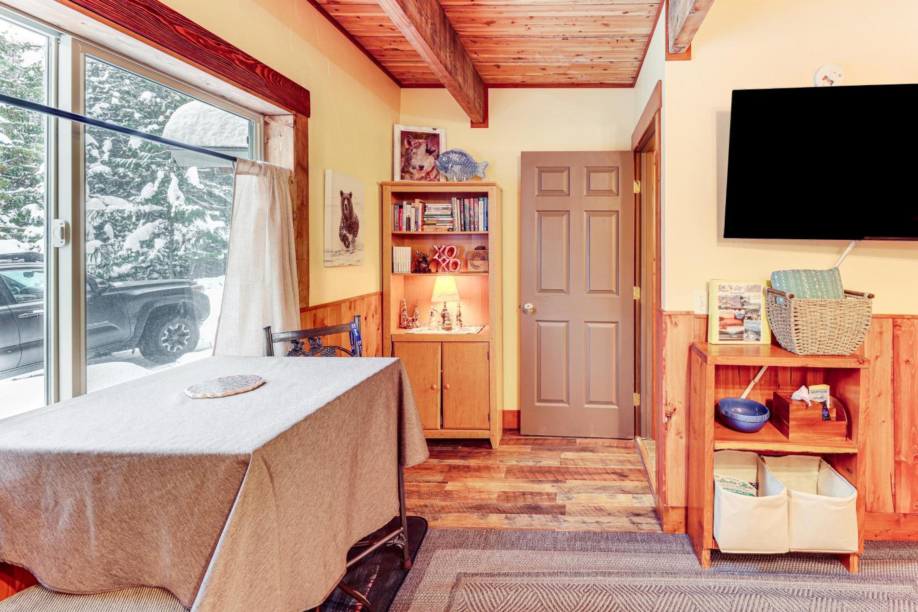 Secluded Mtn Retreat with Resort Perks in Whitefish!