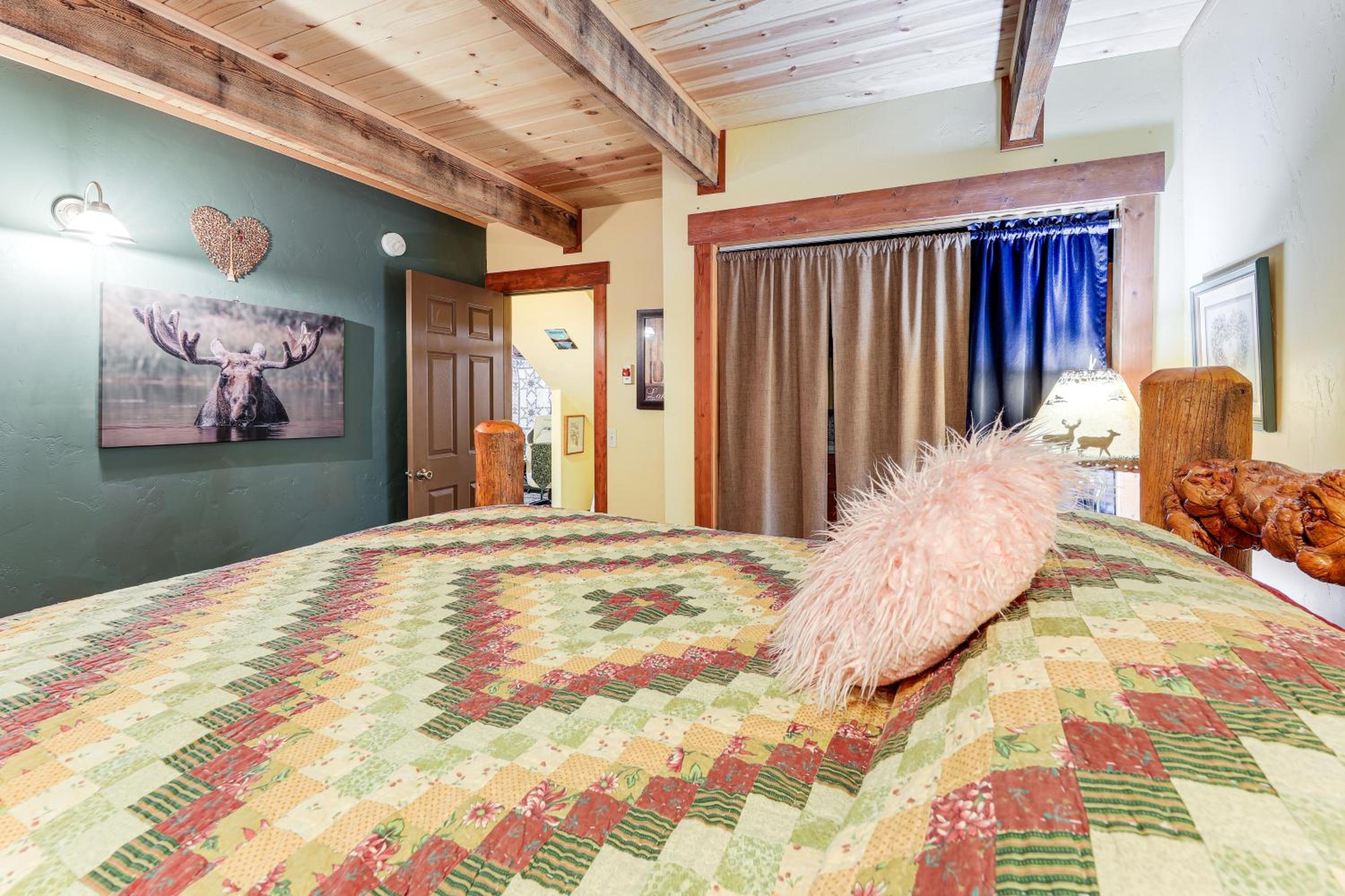 Secluded Mtn Retreat with Resort Perks in Whitefish!