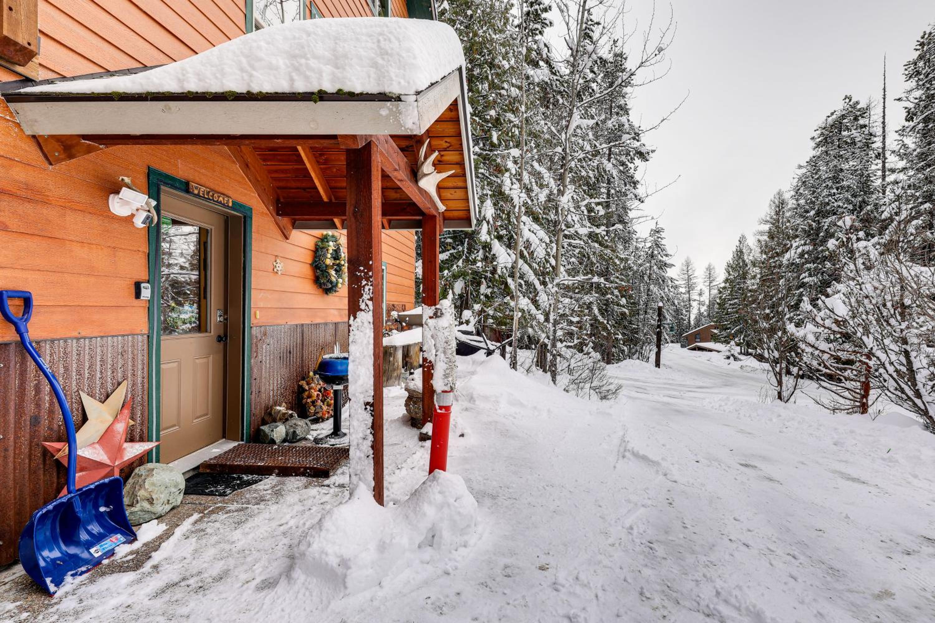 Secluded Mtn Retreat with Resort Perks in Whitefish!