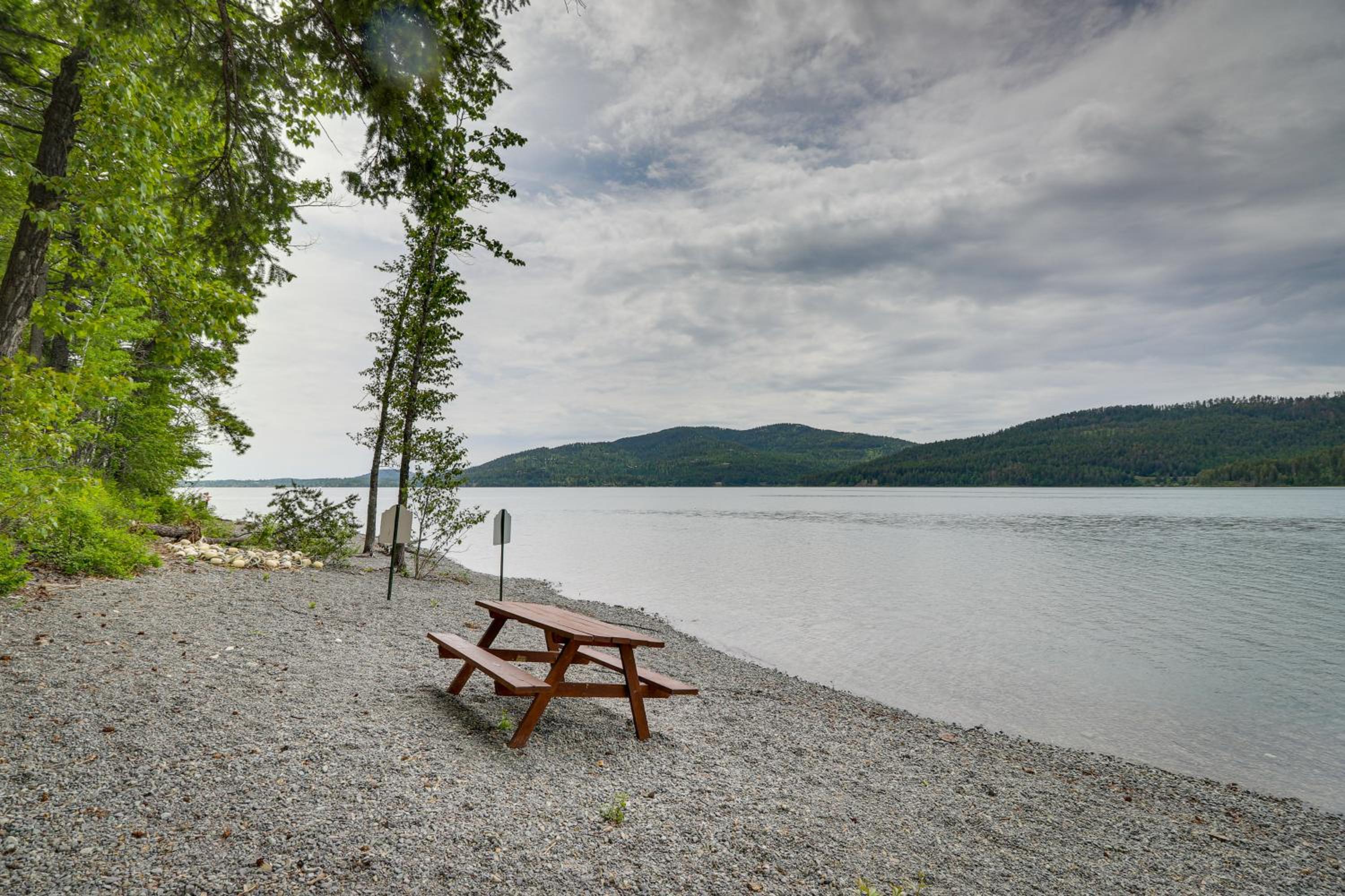 Secluded Mtn Retreat with Resort Perks in Whitefish!