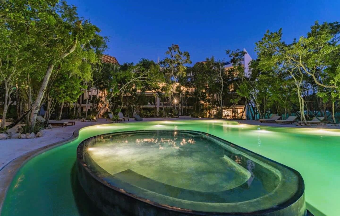 ANANA Yaaxlum 106 S - Familly condo & Oasis pool