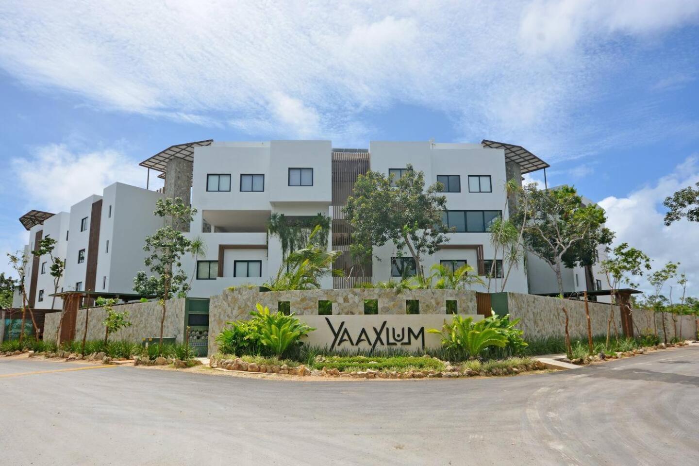 ANANA Yaaxlum 106 S - Familly condo & Oasis pool