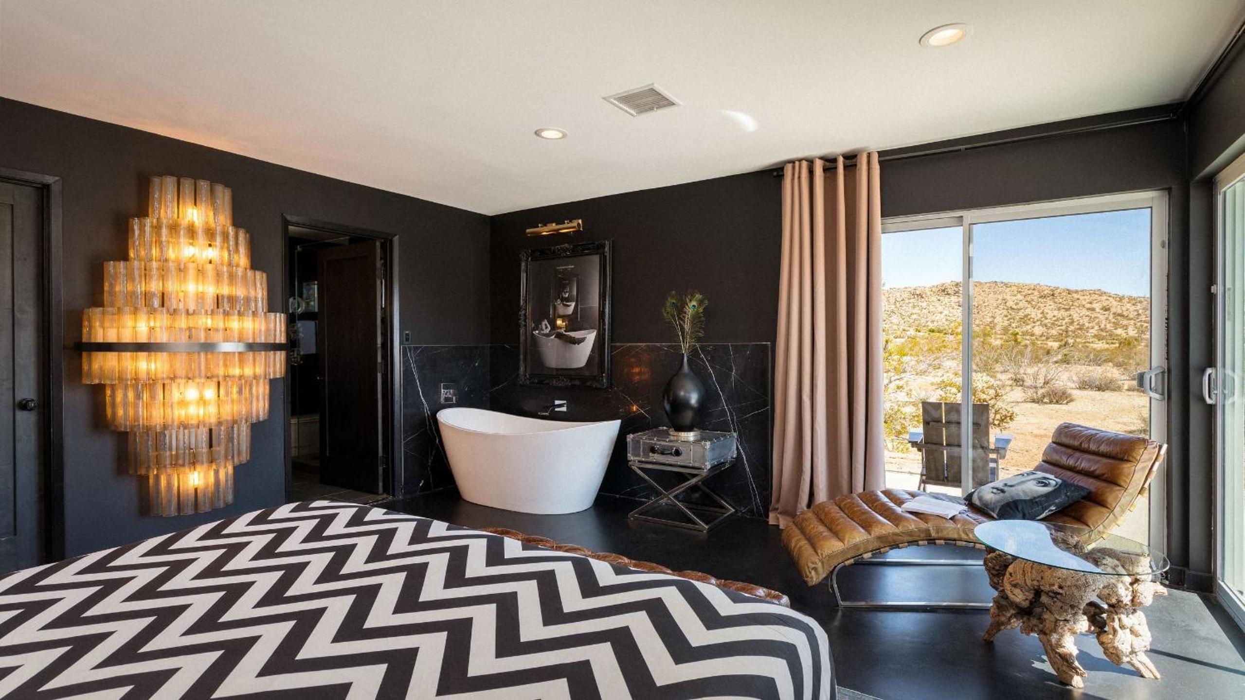 Iconic 6BR Desert Retreat w Pool Pickleball Fire Pit Joshua Tree Mansion by AvantStay