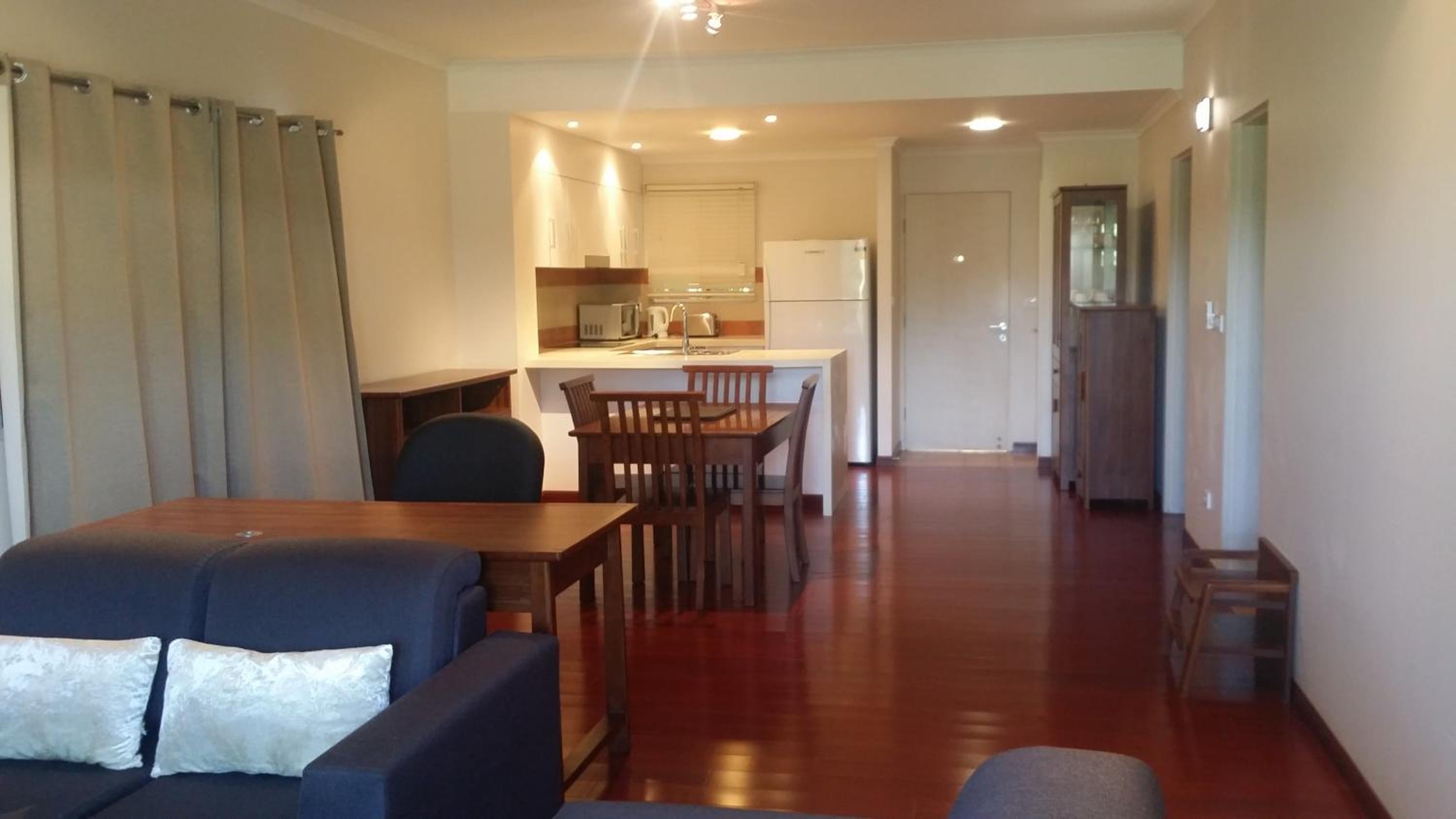Hibiscus Apartments view 5