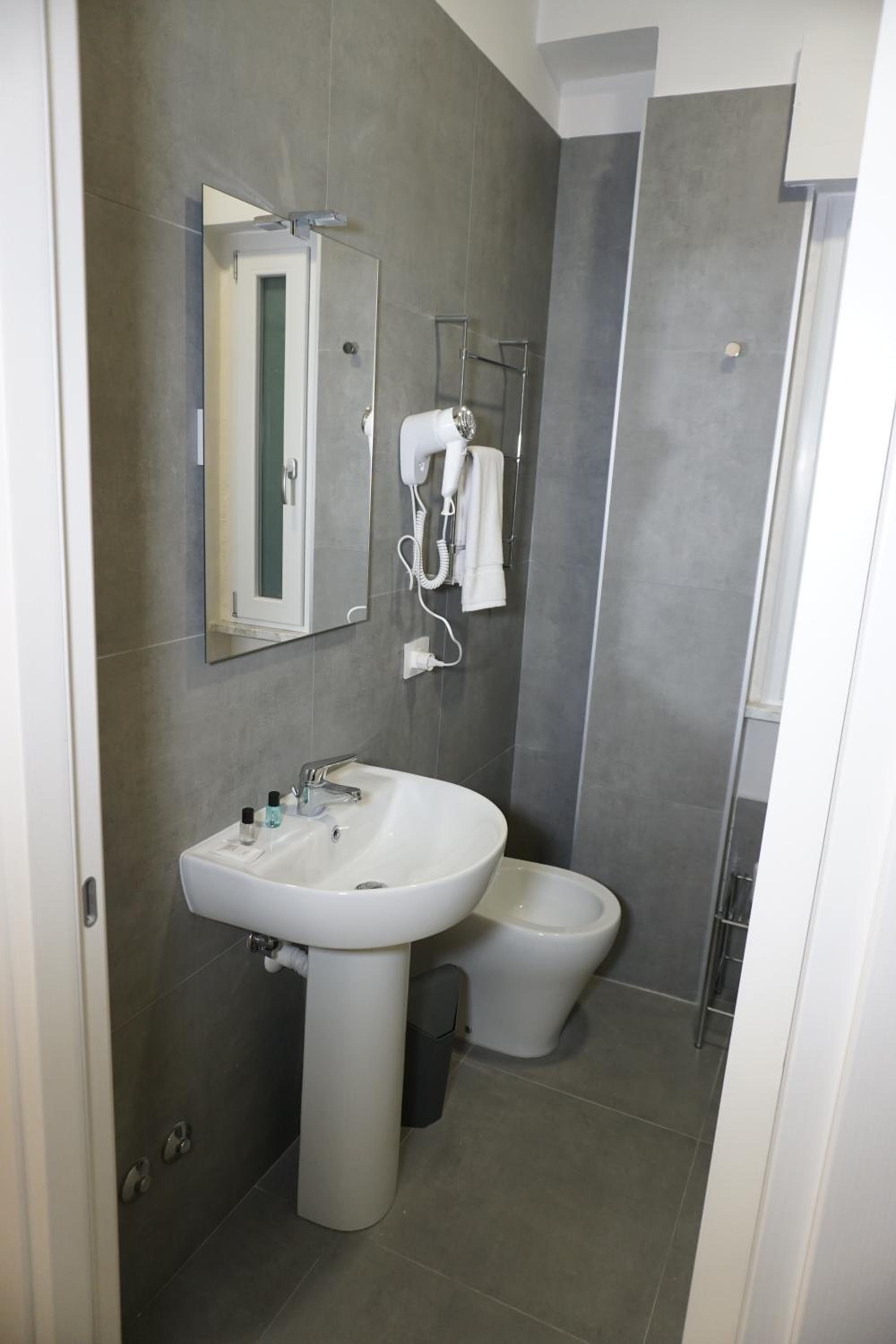 Farina rooms and apartments