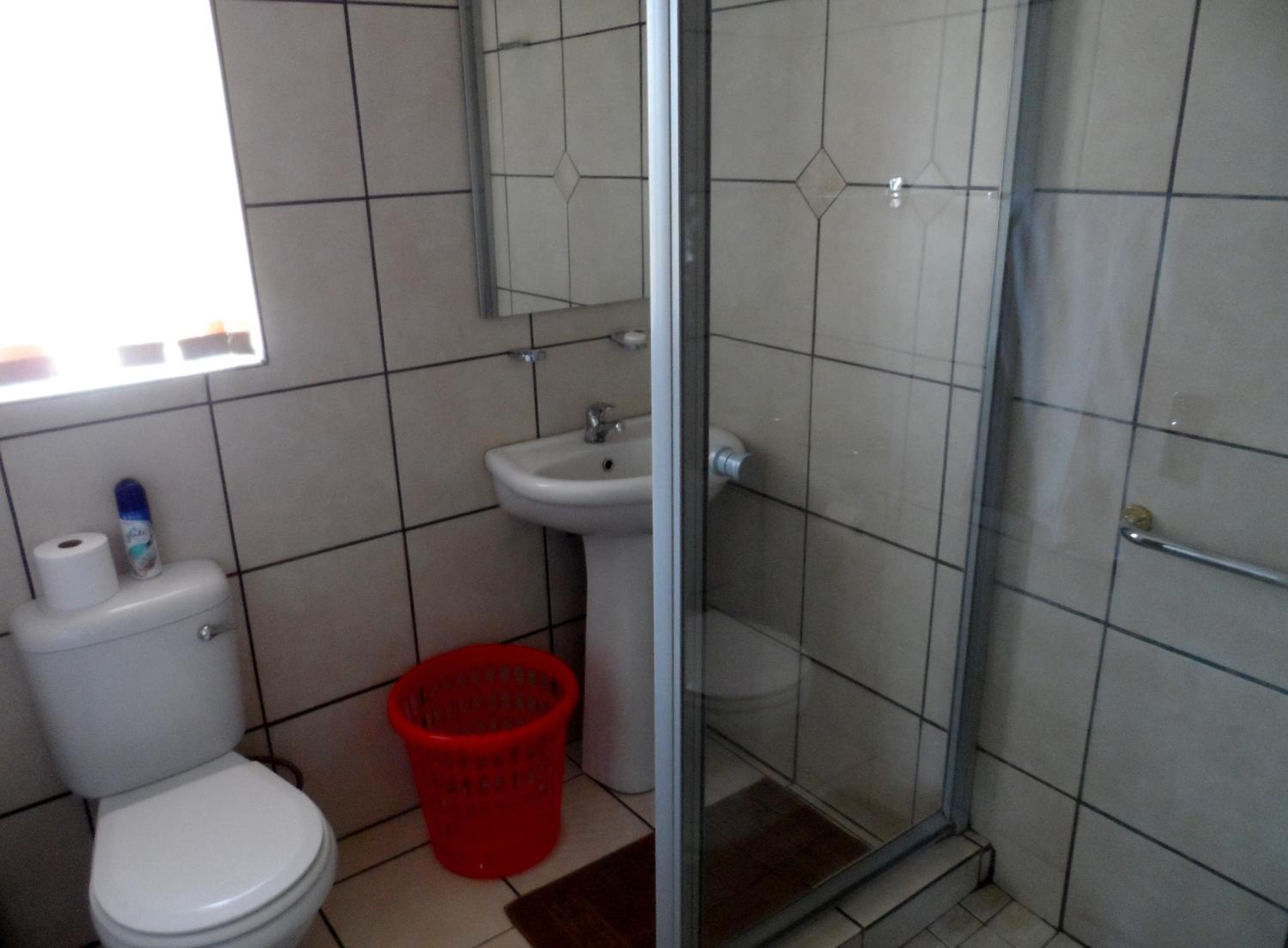 Photo 43