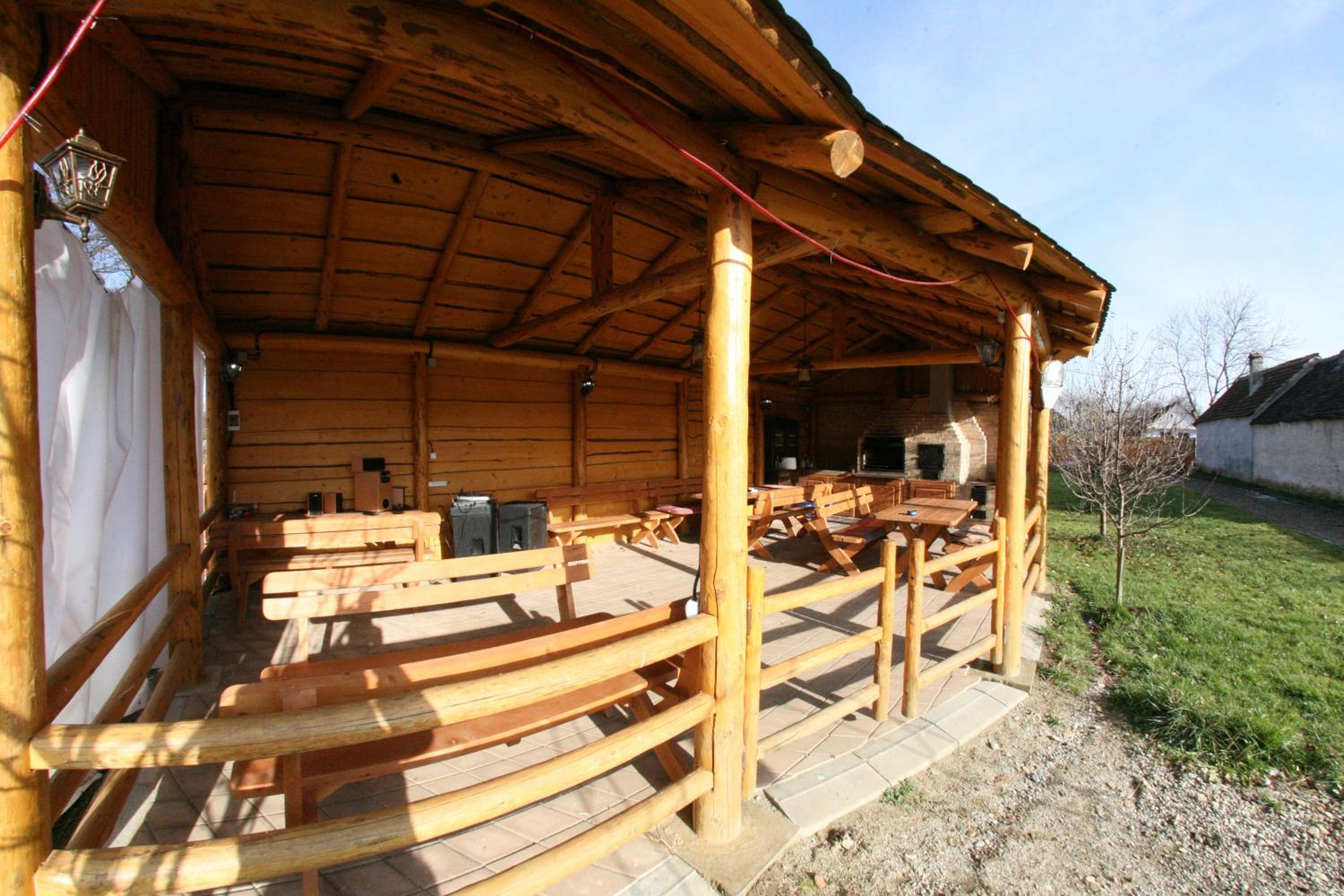 Photo 27
