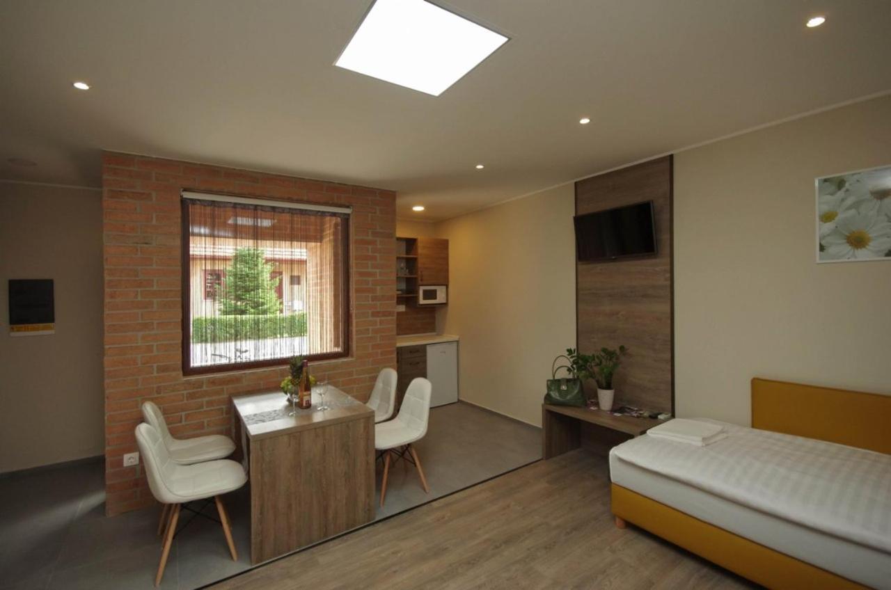 Mosoly Deluxe Apartman view 2