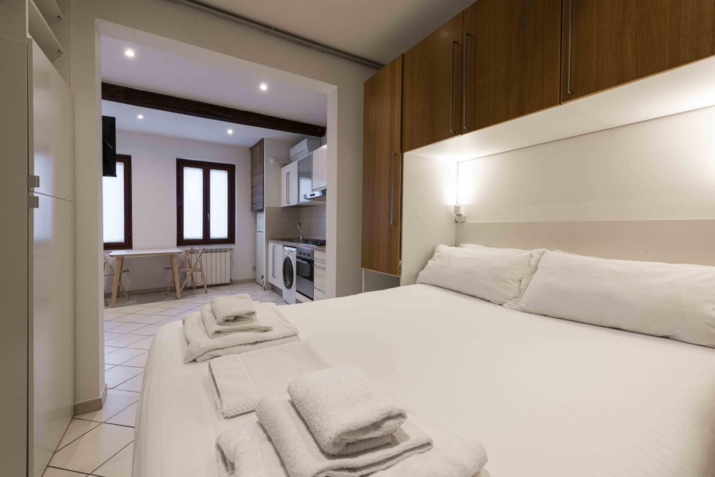 Ariento Apartments By MMega