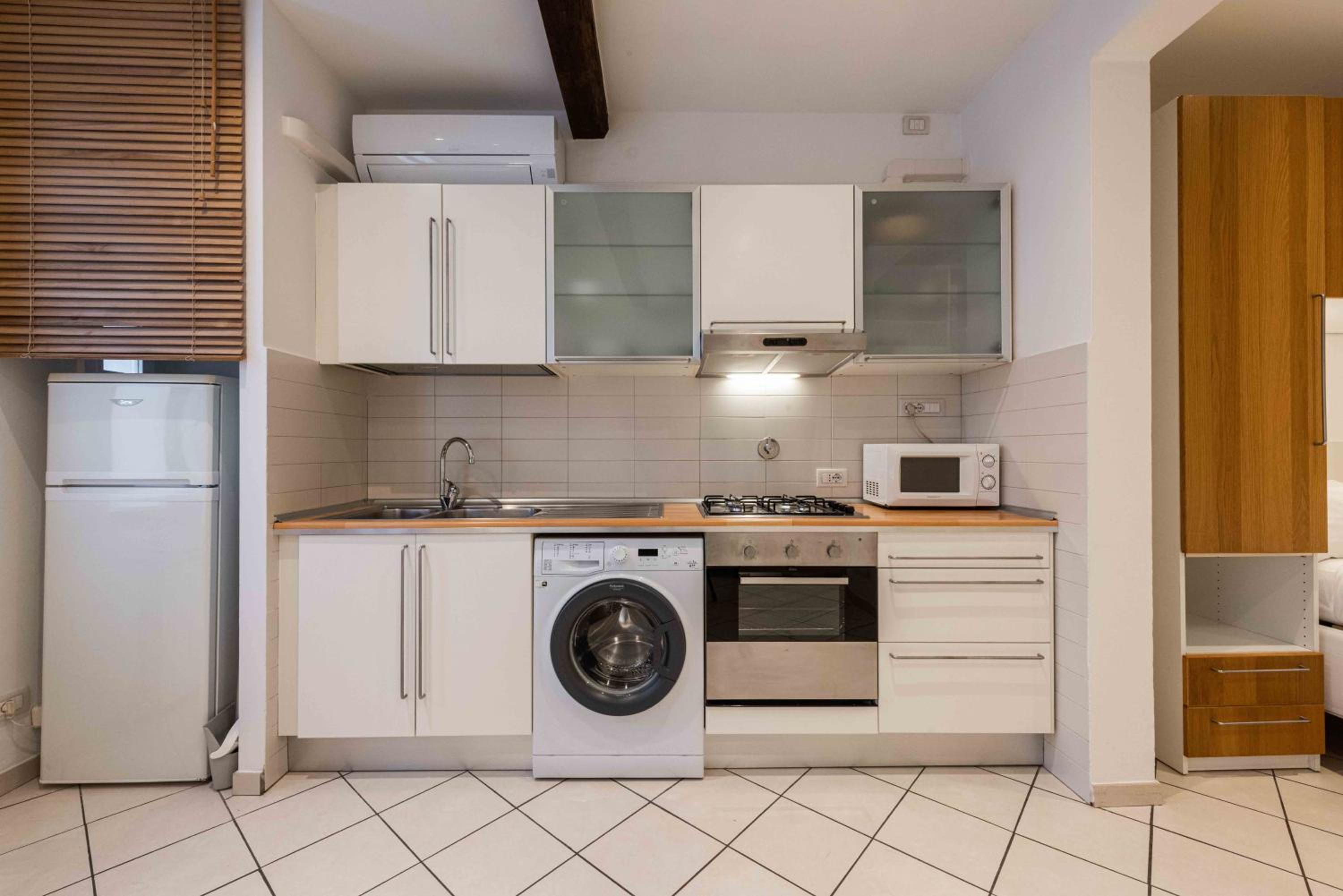 Ariento Apartments By MMega