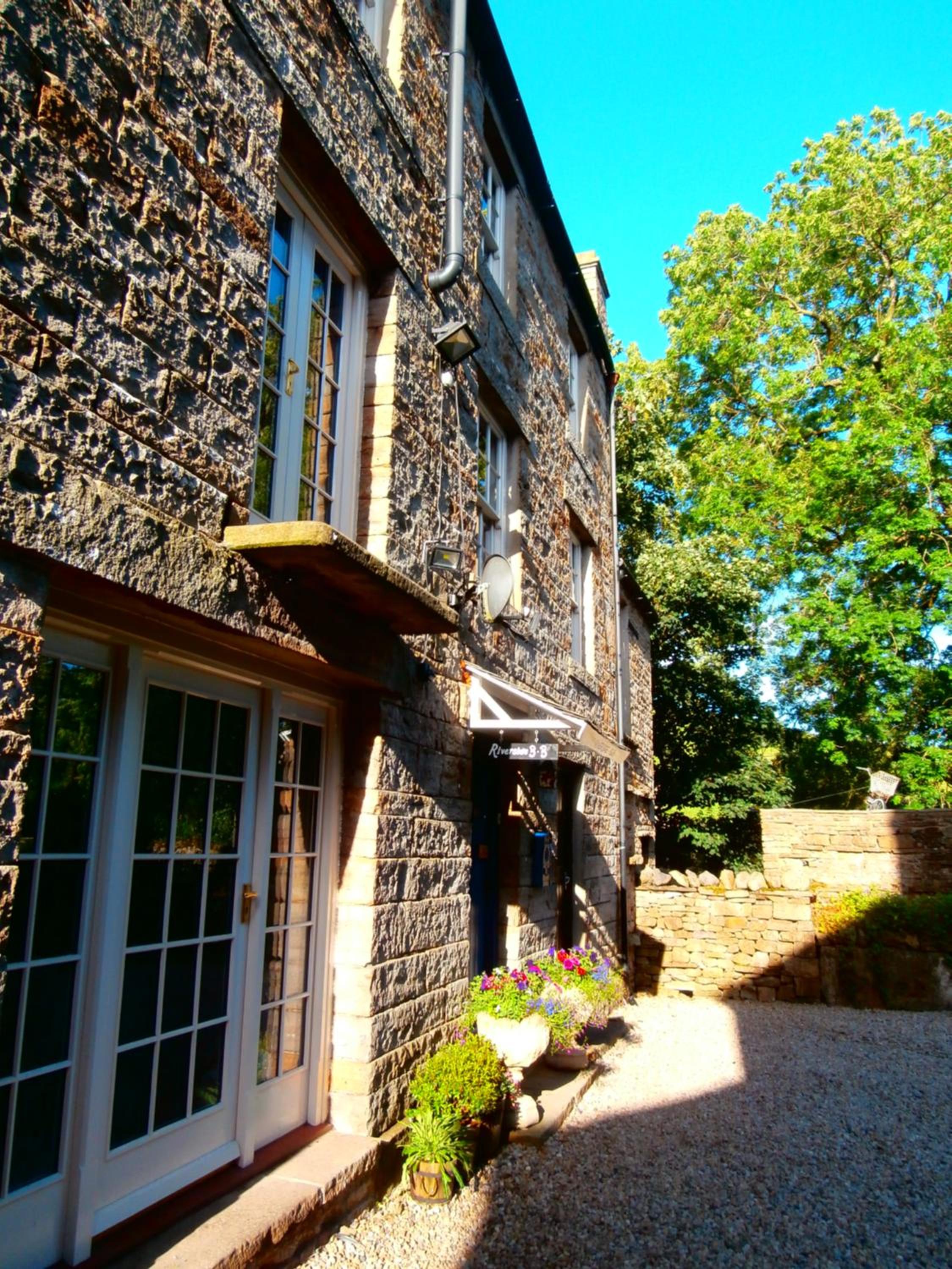 Riverside Bed & Breakfast view 5