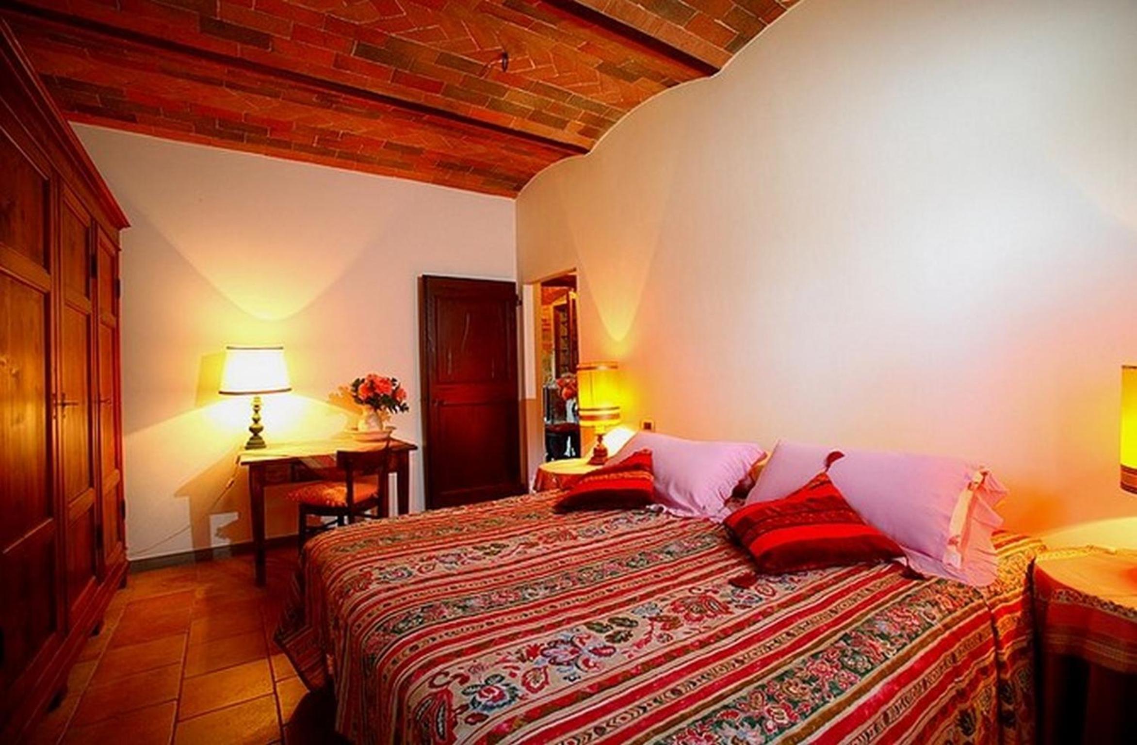 Podere Lucignano Secondo Agriturismo