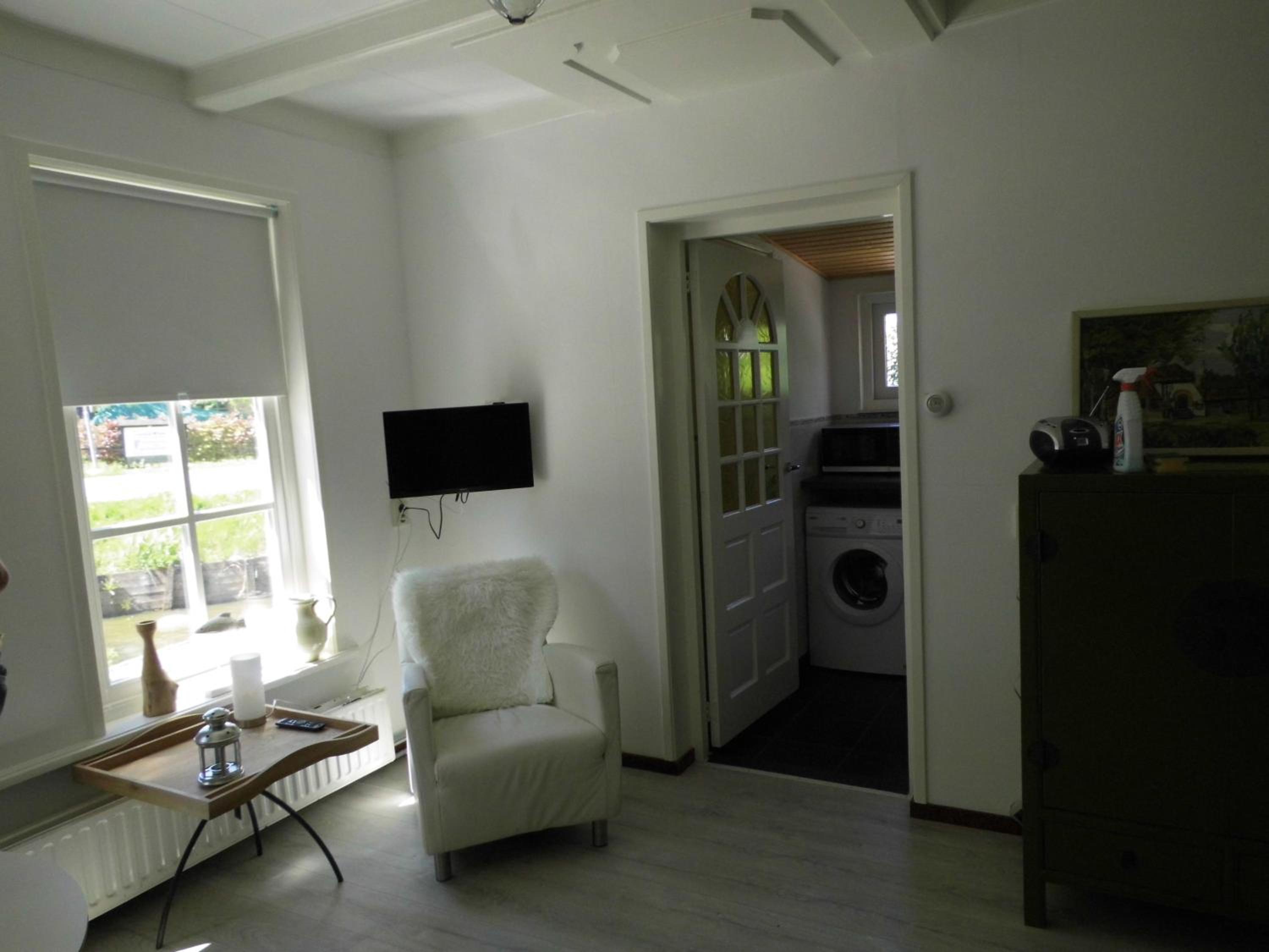 Photo 33
