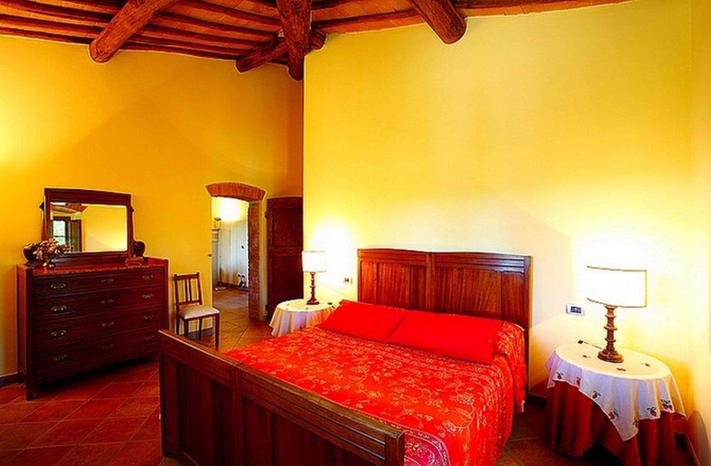 Podere Lucignano Secondo Agriturismo