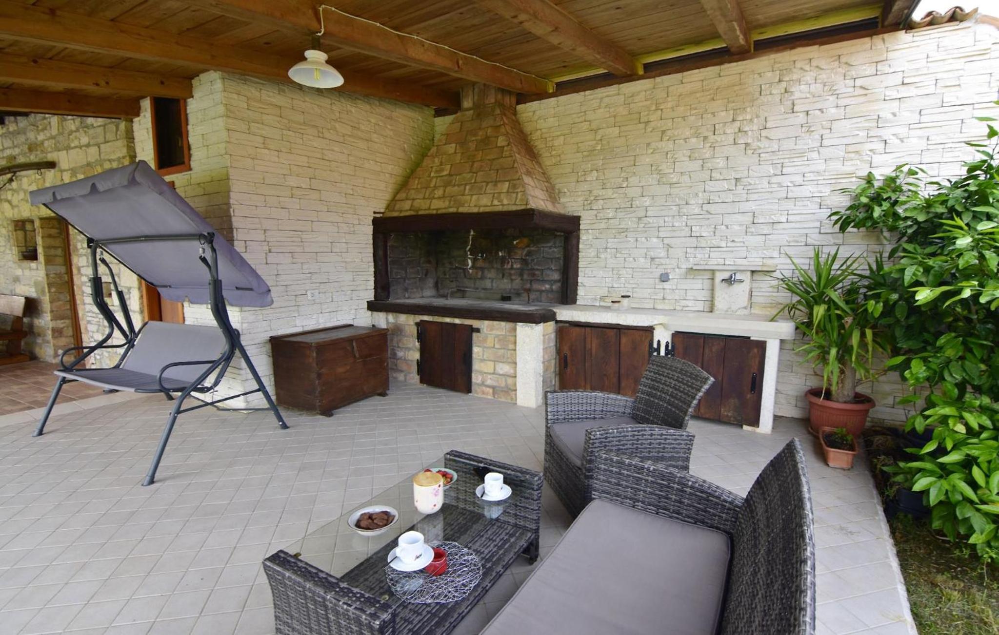 Villa with private pool and garden retreat