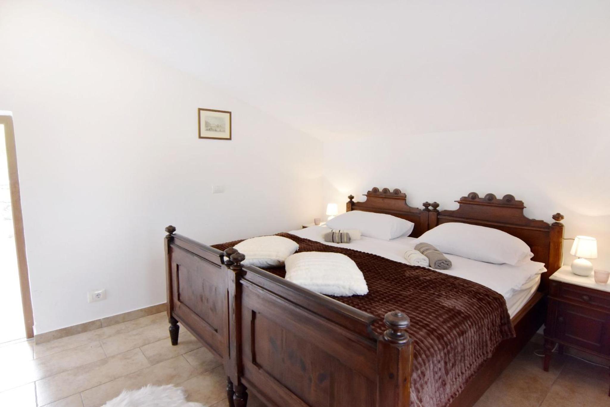 Villa with private pool and garden retreat