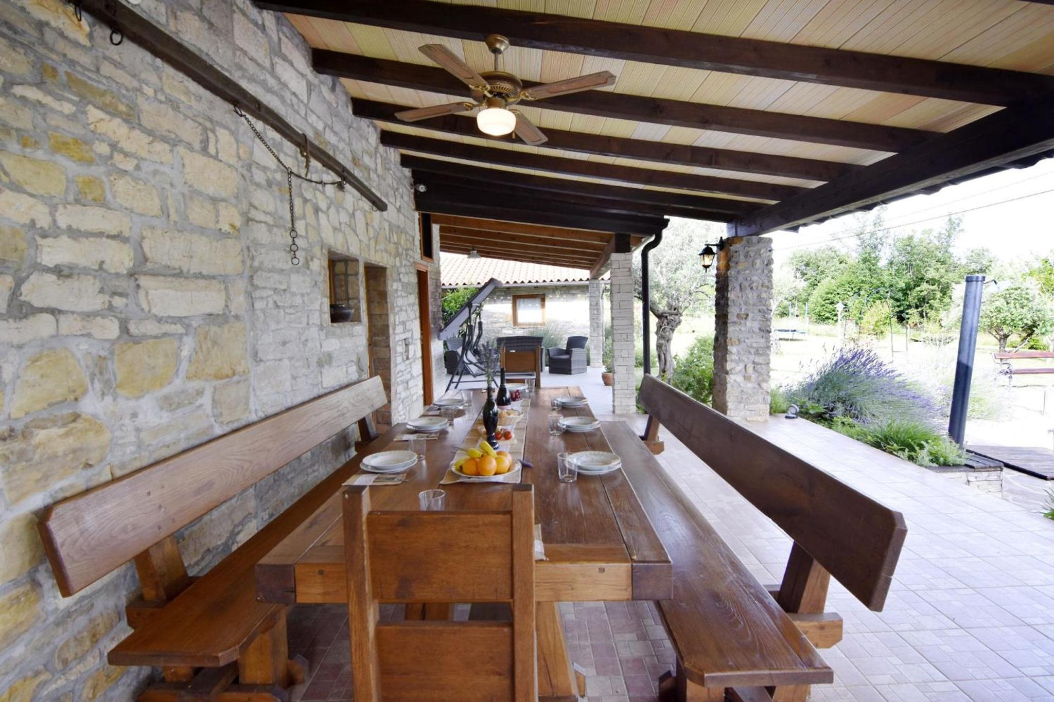 Villa with private pool and garden retreat